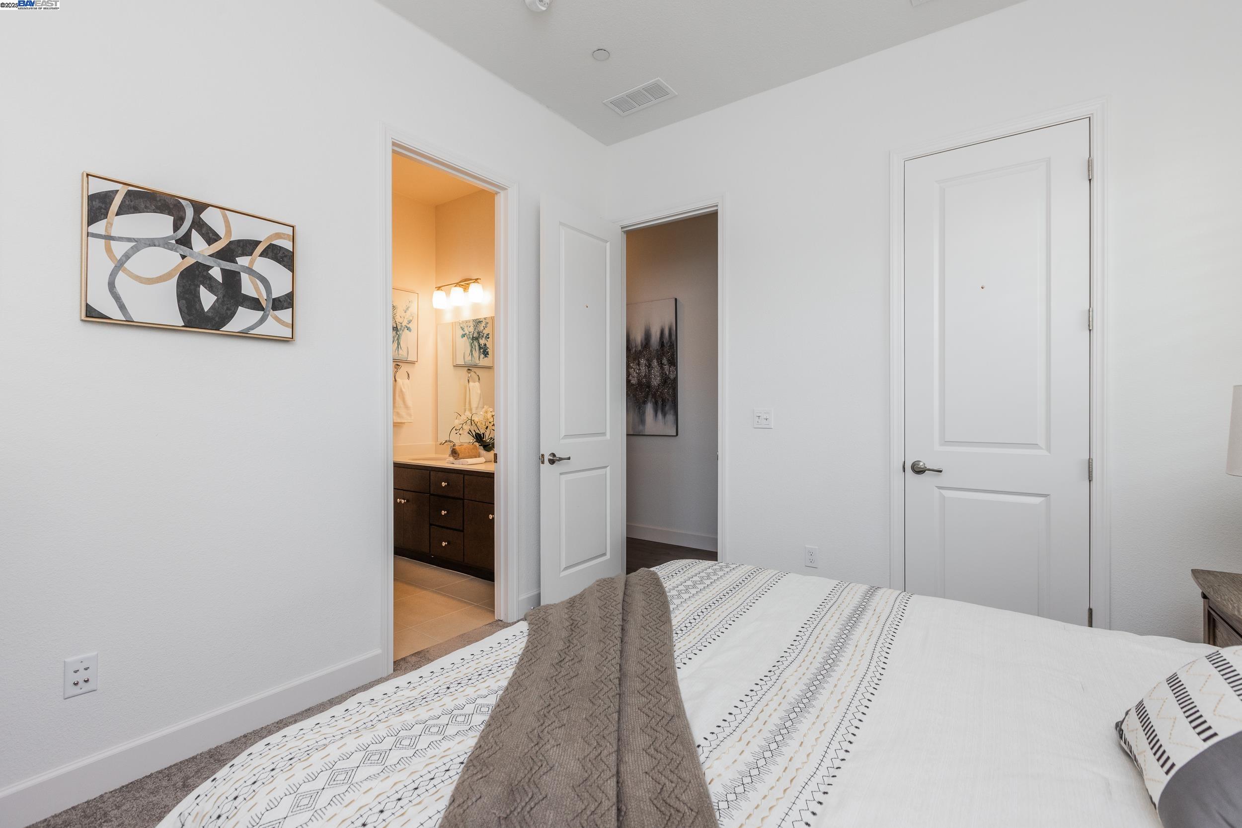 Detail Gallery Image 19 of 37 For 1593 S Sherman St, Mountain House,  CA 95391 - 3 Beds | 2/1 Baths