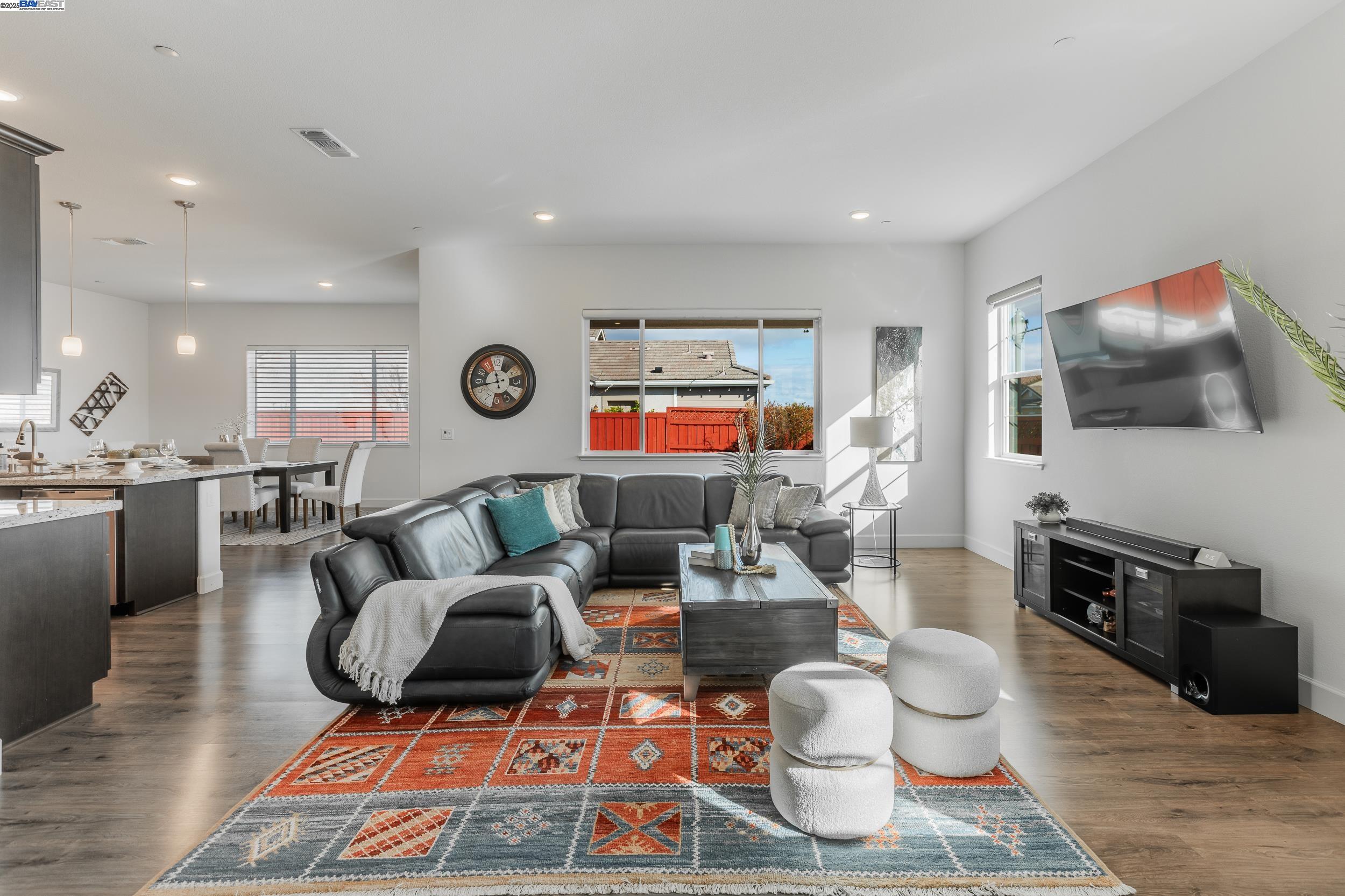 Detail Gallery Image 6 of 37 For 1593 S Sherman St, Mountain House,  CA 95391 - 3 Beds | 2/1 Baths