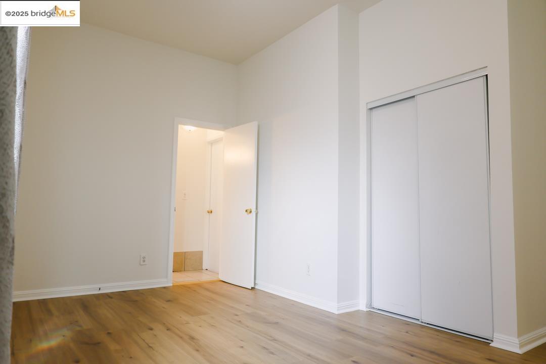 1175 12th St, Oakland, California 94607, 3 Bedrooms Bedrooms, 6 Rooms Rooms,2 BathroomsBathrooms,Residential Lease,For Rent,1175 12th St,41088559