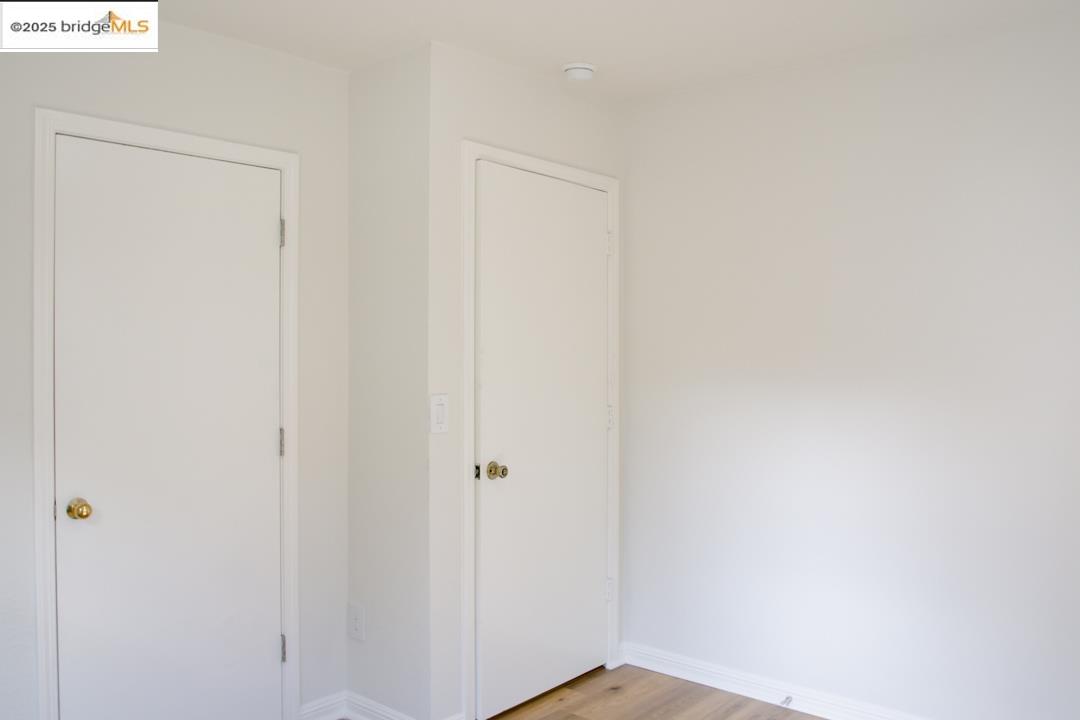 1175 12th St, Oakland, California 94607, 3 Bedrooms Bedrooms, 6 Rooms Rooms,2 BathroomsBathrooms,Residential Lease,For Rent,1175 12th St,41088559