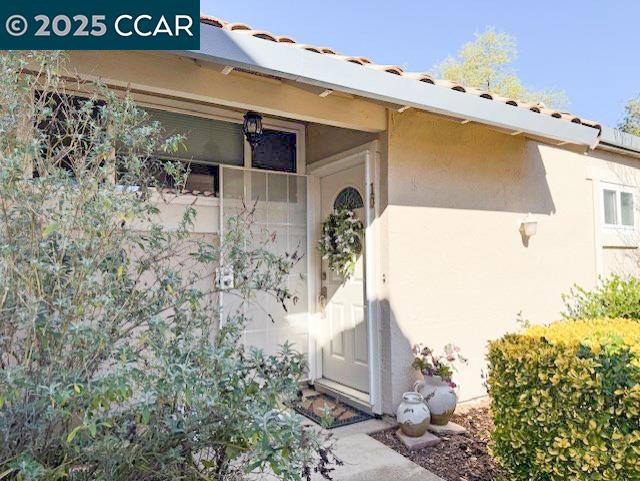 Detail Gallery Image 1 of 13 For 10 Mt Wilson Way, Clayton,  CA 94517 - 2 Beds | 2 Baths