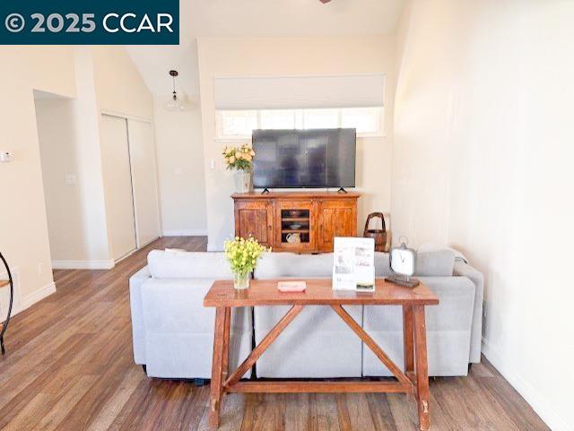 Detail Gallery Image 5 of 13 For 10 Mt Wilson Way, Clayton,  CA 94517 - 2 Beds | 2 Baths