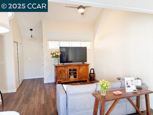 Detail Gallery Image 6 of 13 For 10 Mt Wilson Way, Clayton,  CA 94517 - 2 Beds | 2 Baths
