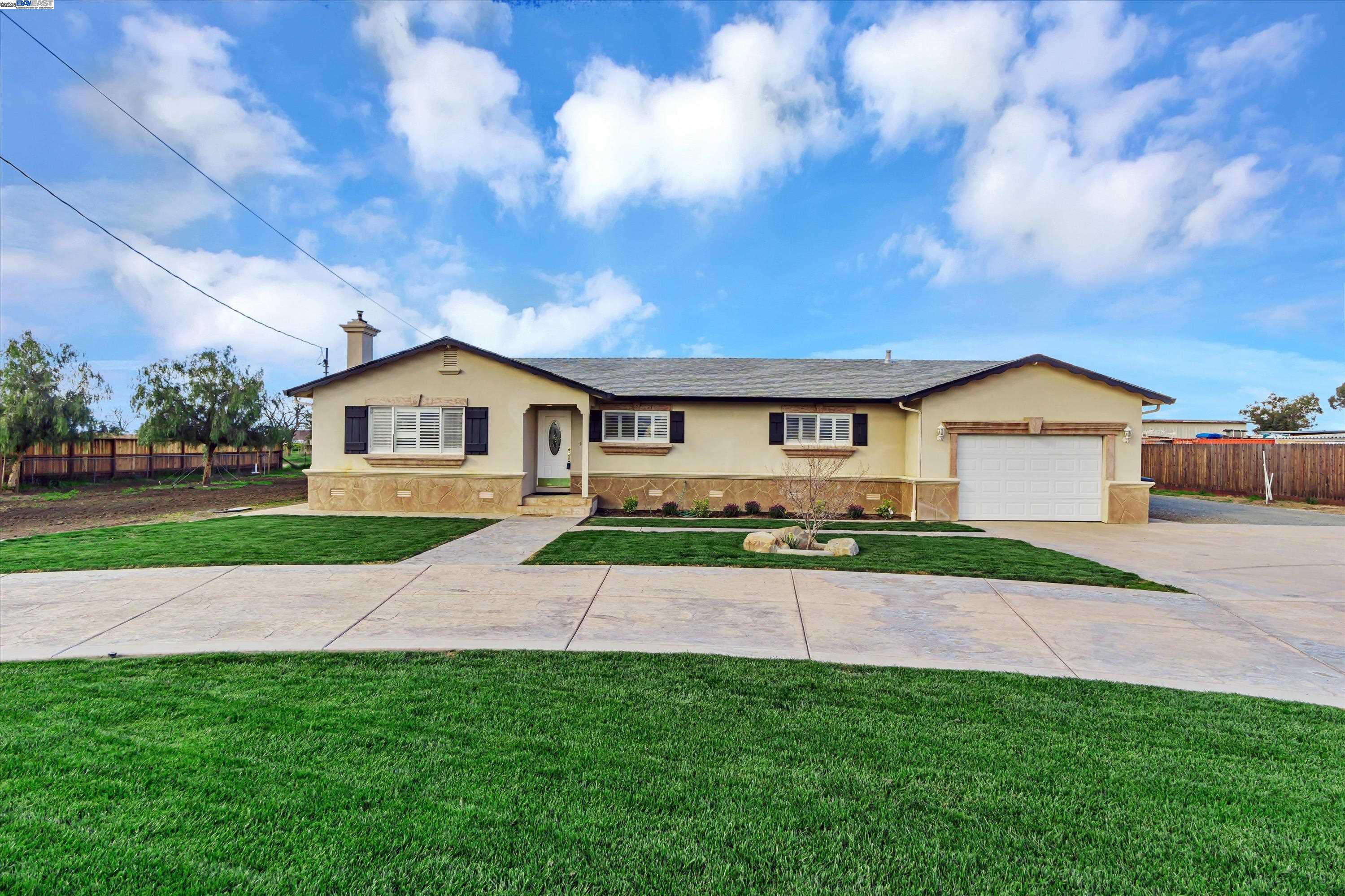 Detail Gallery Image 1 of 1 For 3701 Camino Diablo, Byron,  CA 94514 - 3 Beds | 2 Baths