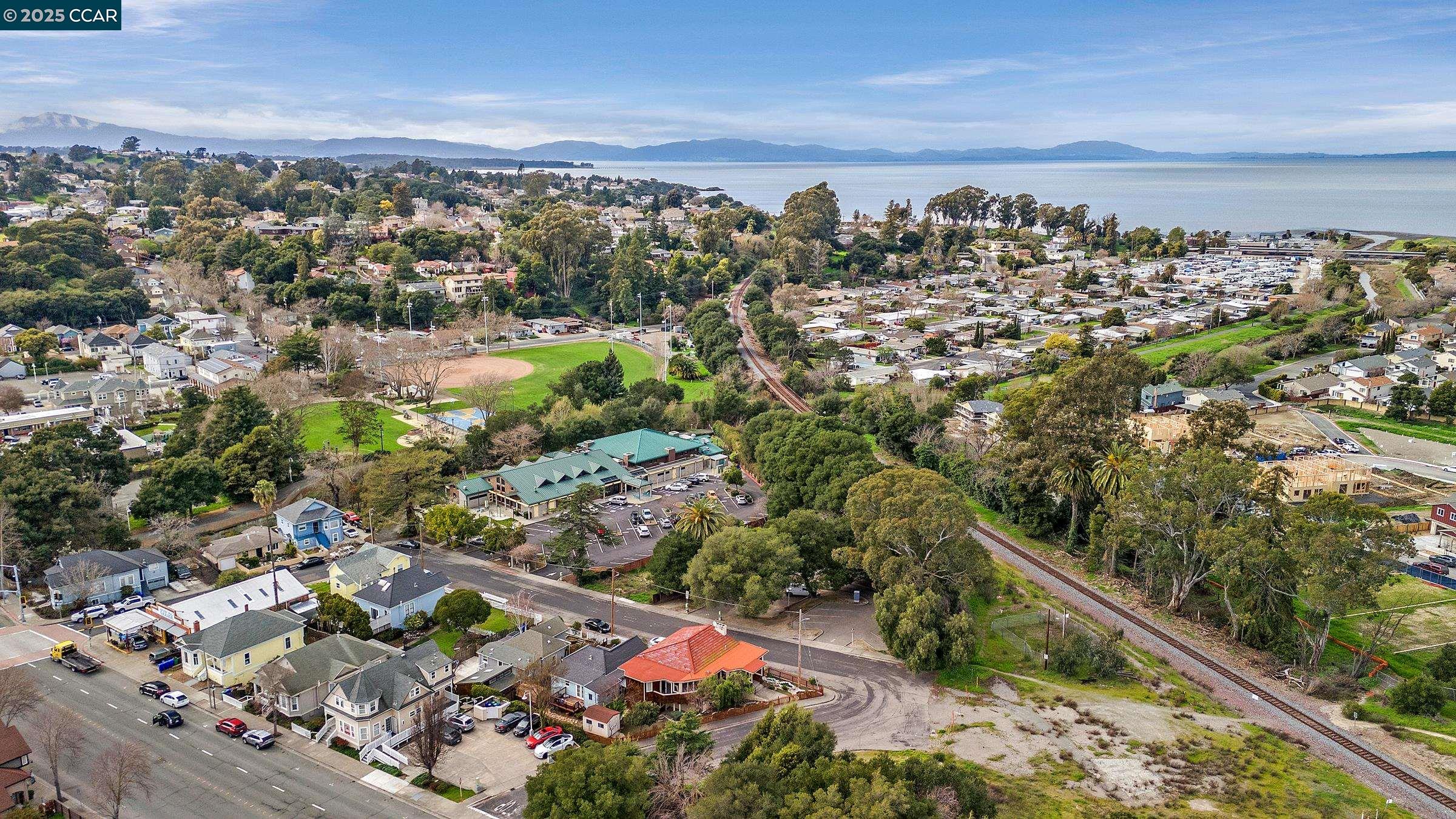 Detail Gallery Image 46 of 50 For 2581 Charles Ave, Pinole,  CA 94564 - 2 Beds | 2 Baths