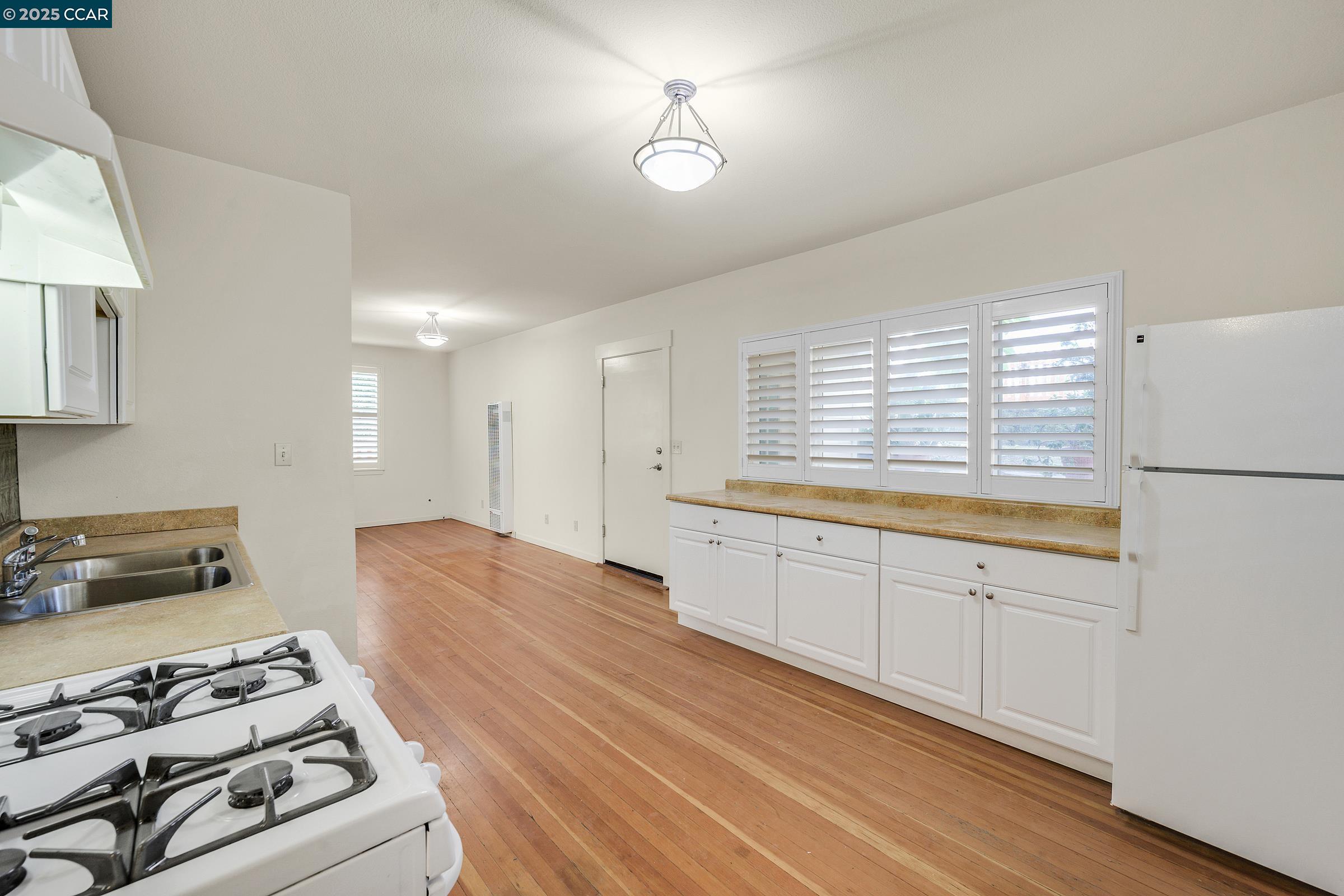 Detail Gallery Image 27 of 50 For 2581 Charles Ave, Pinole,  CA 94564 - – Beds | – Baths