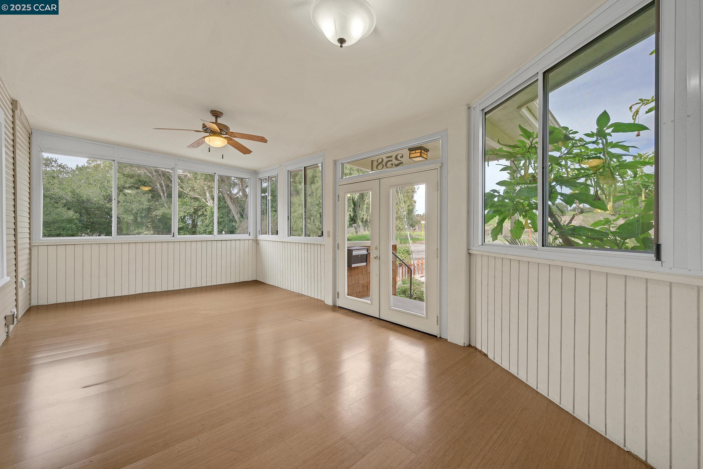 Detail Gallery Image 4 of 50 For 2581 Charles Ave, Pinole,  CA 94564 - – Beds | – Baths