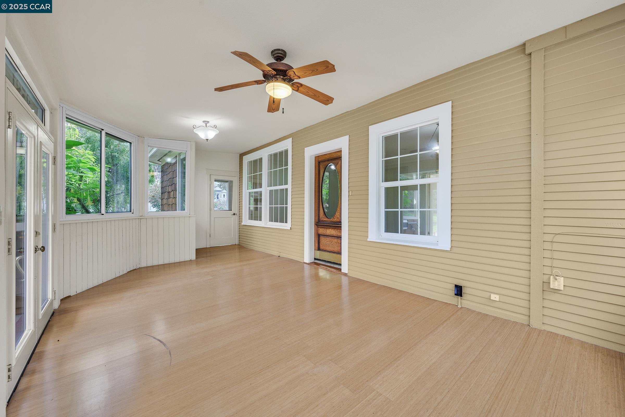 Detail Gallery Image 5 of 50 For 2581 Charles Ave, Pinole,  CA 94564 - – Beds | – Baths