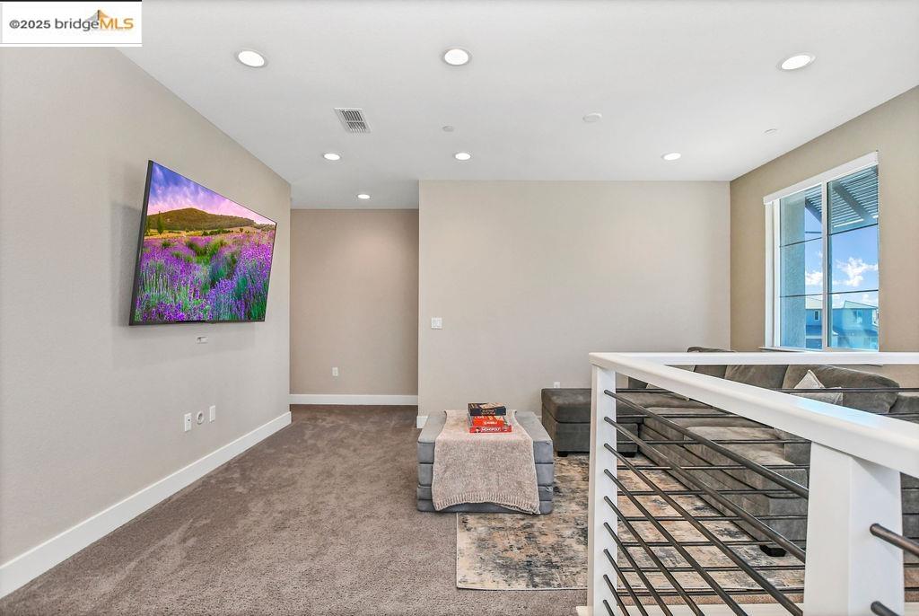 Detail Gallery Image 22 of 41 For 16214 Sculptor Ave, Lathrop,  CA 95330-9819 - 4 Beds | 3 Baths