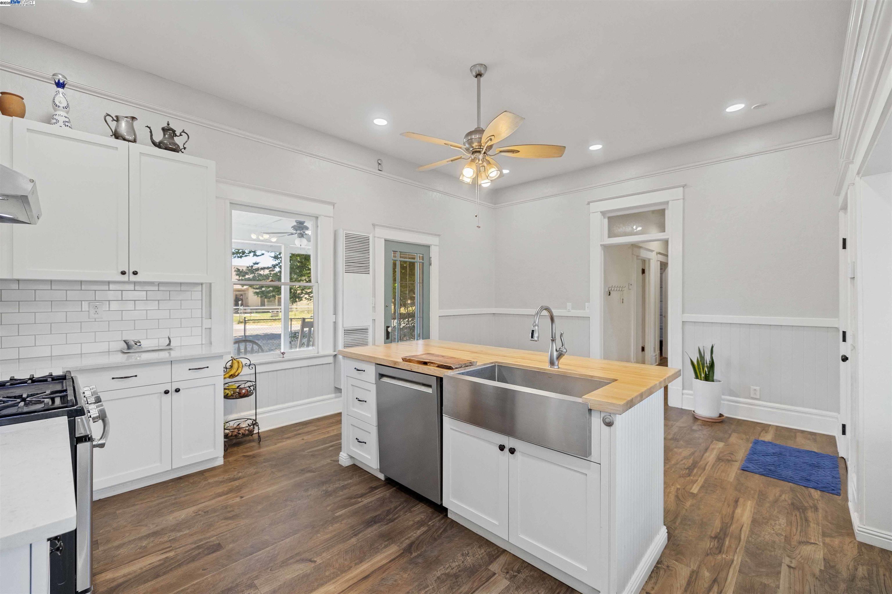 Detail Gallery Image 30 of 57 For 22191 N Anderson St, Clements,  CA 95227 - 4 Beds | 2 Baths
