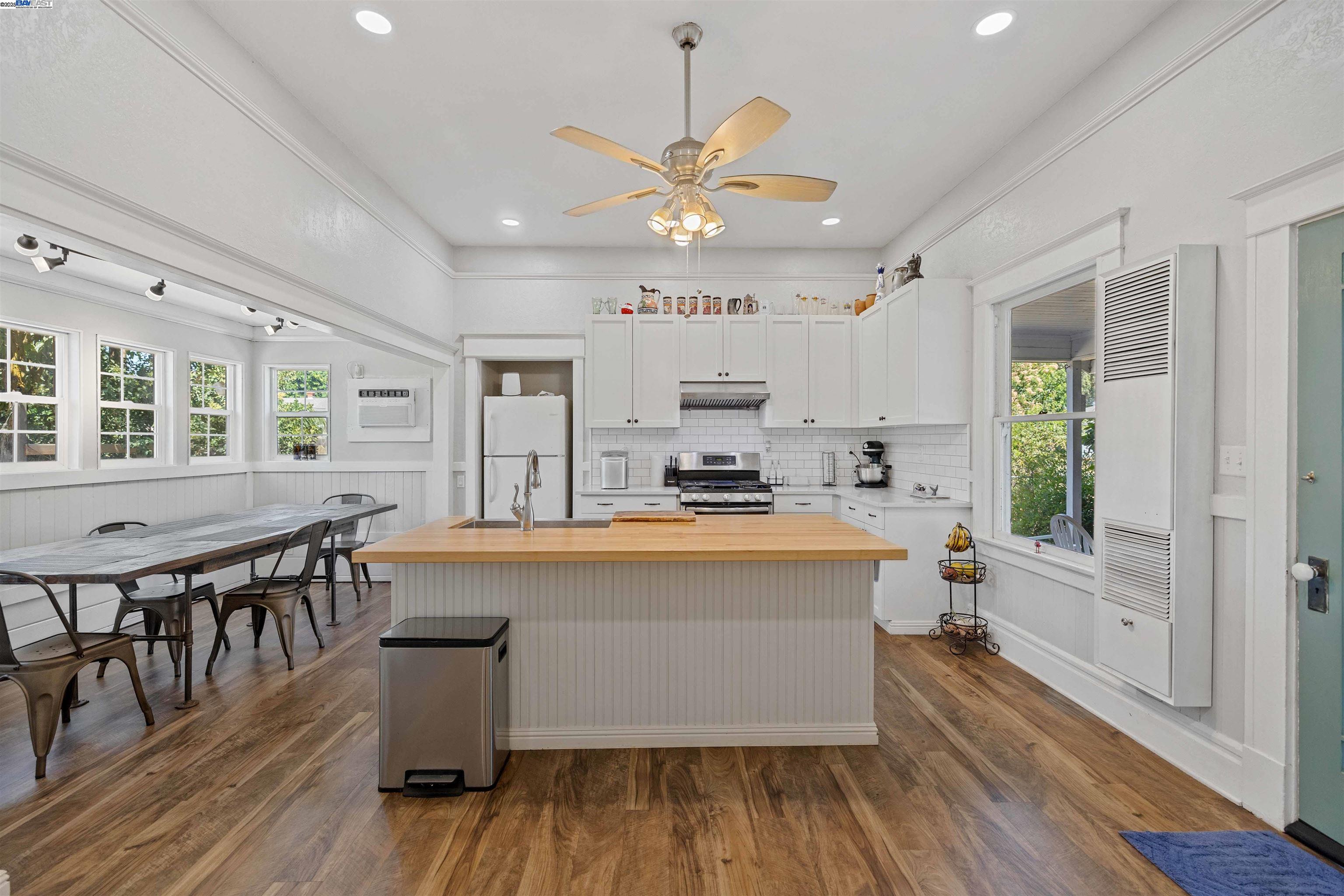 Detail Gallery Image 35 of 57 For 22191 N Anderson St, Clements,  CA 95227 - 4 Beds | 2 Baths