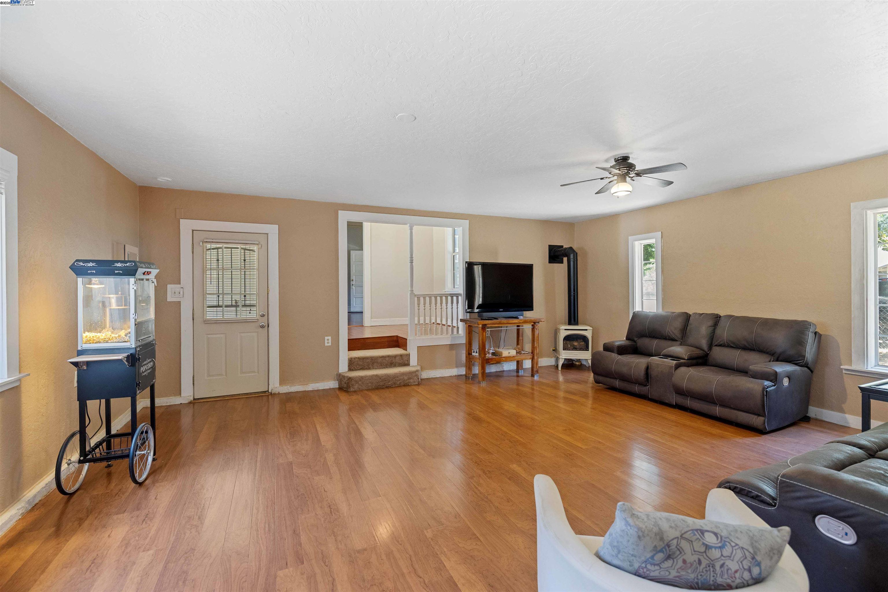 Detail Gallery Image 42 of 57 For 22191 N Anderson St, Clements,  CA 95227 - 4 Beds | 2 Baths