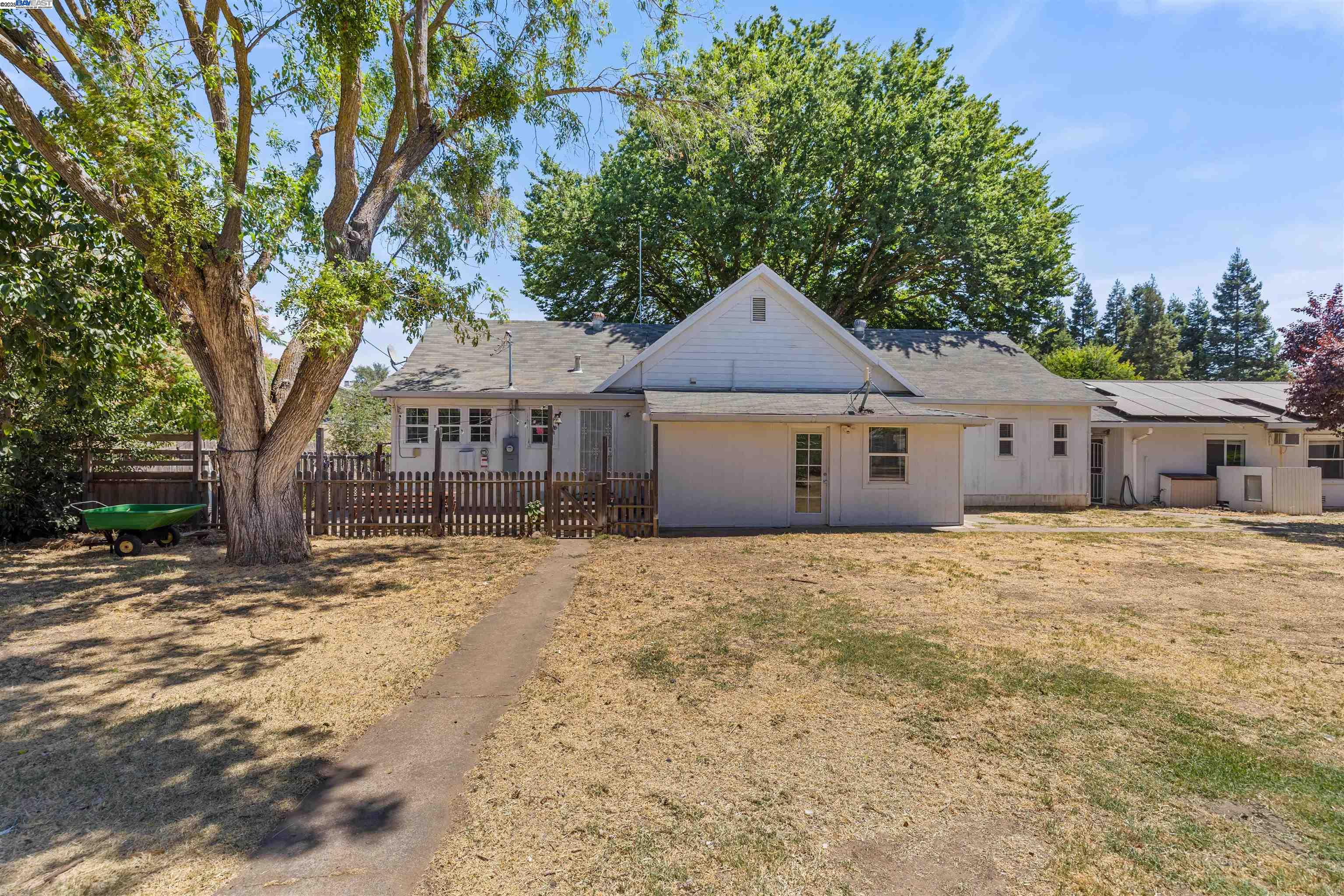 Detail Gallery Image 47 of 57 For 22191 N Anderson St, Clements,  CA 95227 - 4 Beds | 2 Baths