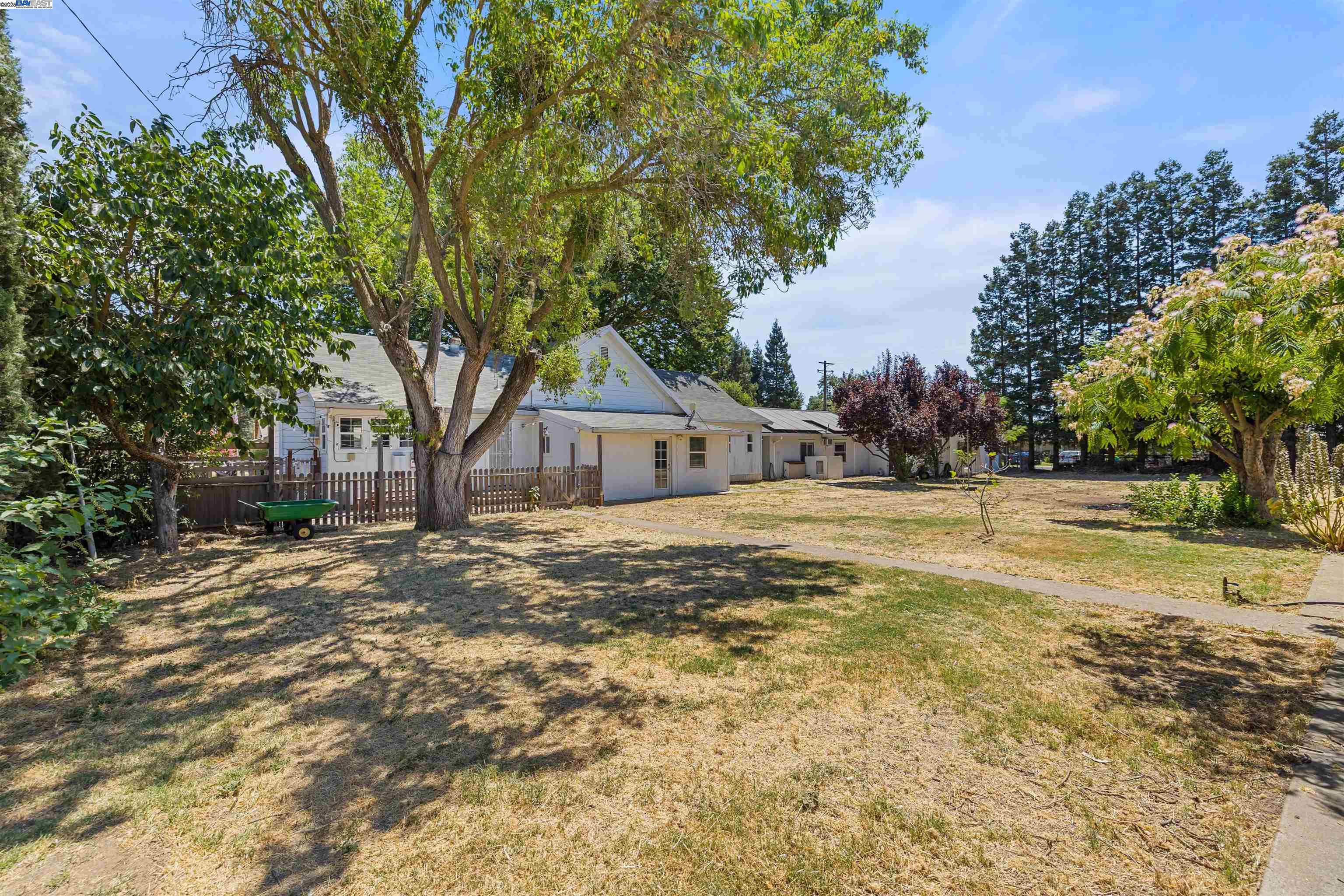 Detail Gallery Image 49 of 57 For 22191 N Anderson St, Clements,  CA 95227 - 4 Beds | 2 Baths