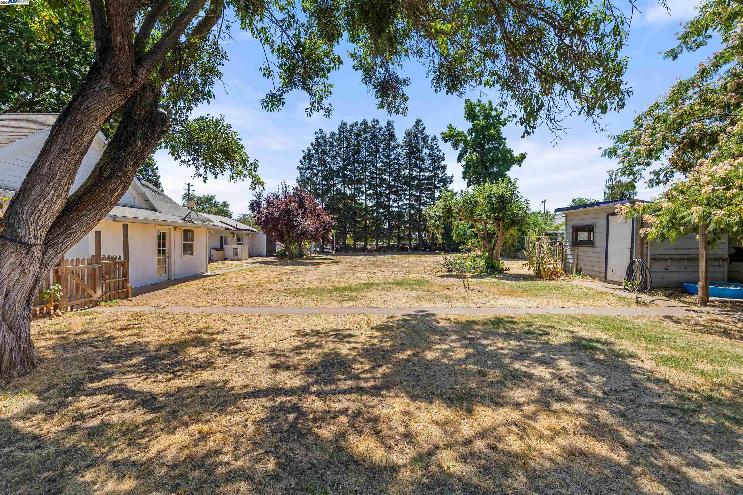 Detail Gallery Image 50 of 57 For 22191 N Anderson St, Clements,  CA 95227 - 4 Beds | 2 Baths