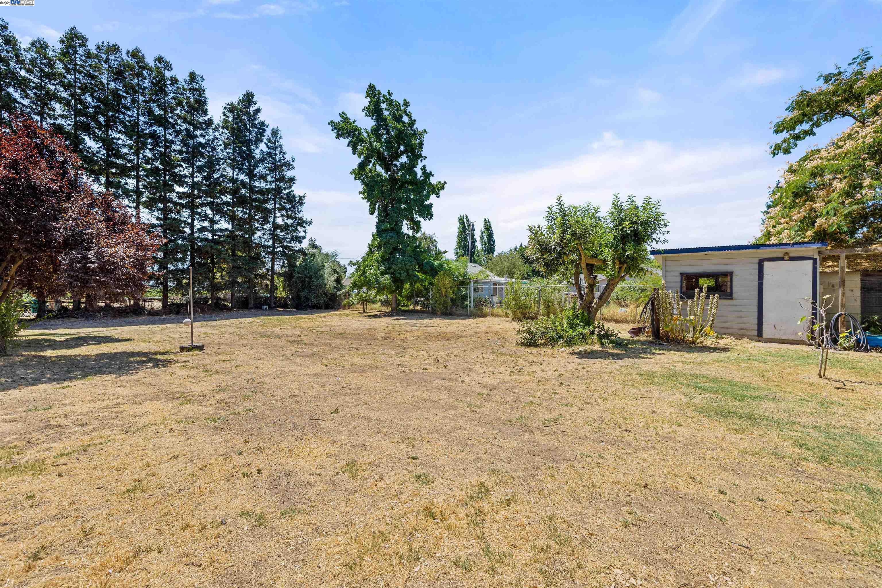 Detail Gallery Image 52 of 57 For 22191 N Anderson St, Clements,  CA 95227 - 4 Beds | 2 Baths
