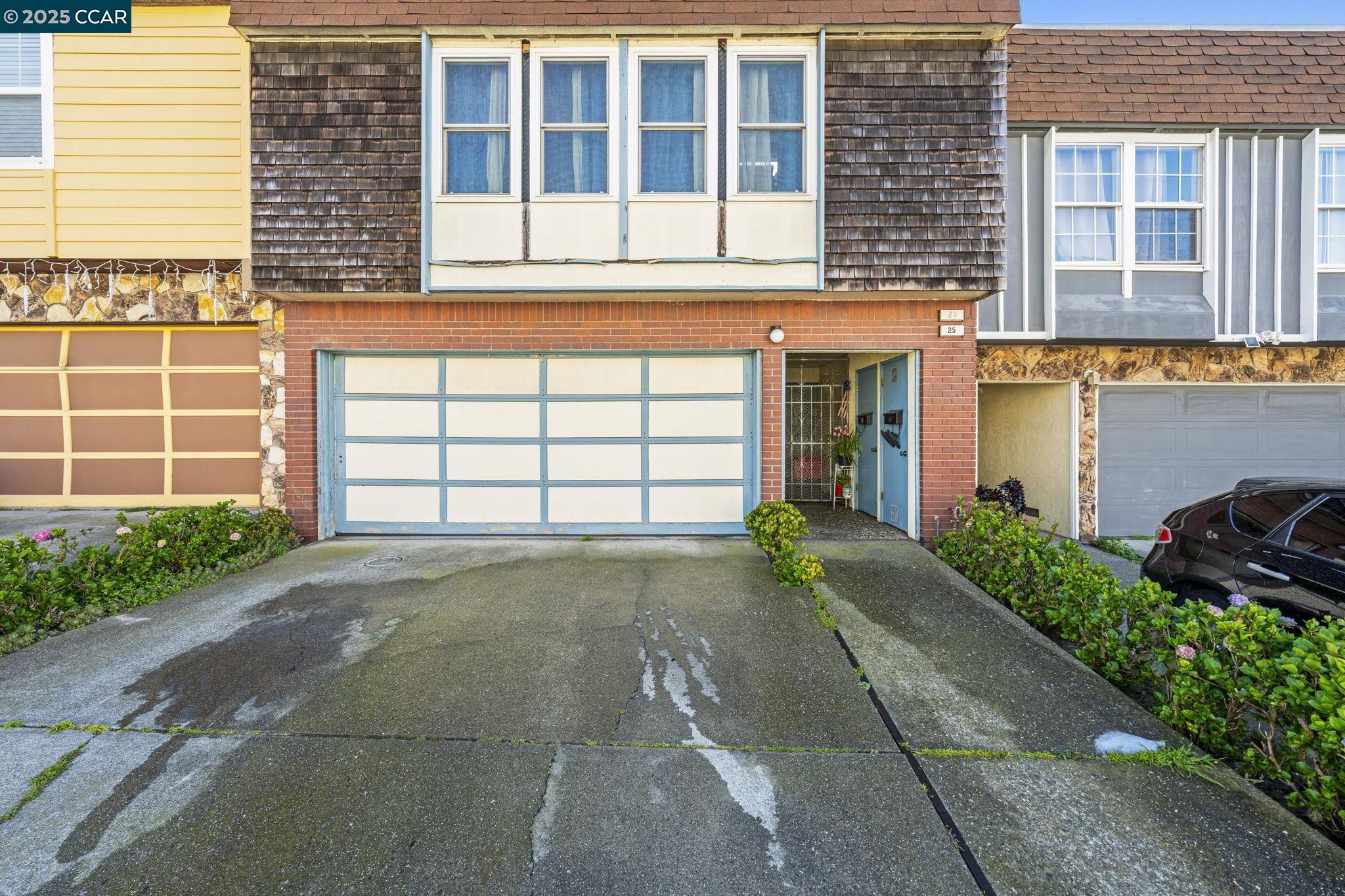 Detail Gallery Image 2 of 12 For 23 2nd Ave, Daly City,  CA 94014-2615 - – Beds | – Baths