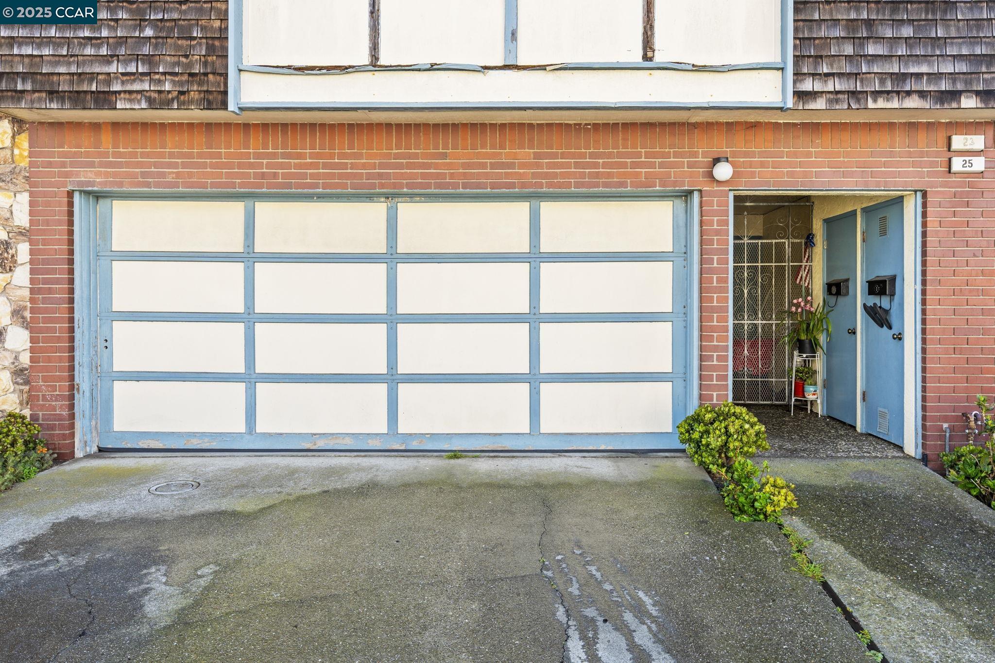 Detail Gallery Image 5 of 12 For 23 2nd Ave, Daly City,  CA 94014-2615 - – Beds | – Baths