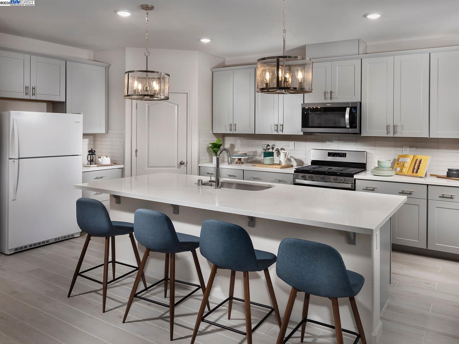 Detail Gallery Image 2 of 14 For 1704 Skagway Av, Manteca,  CA 95337 - 3 Beds | 2 Baths