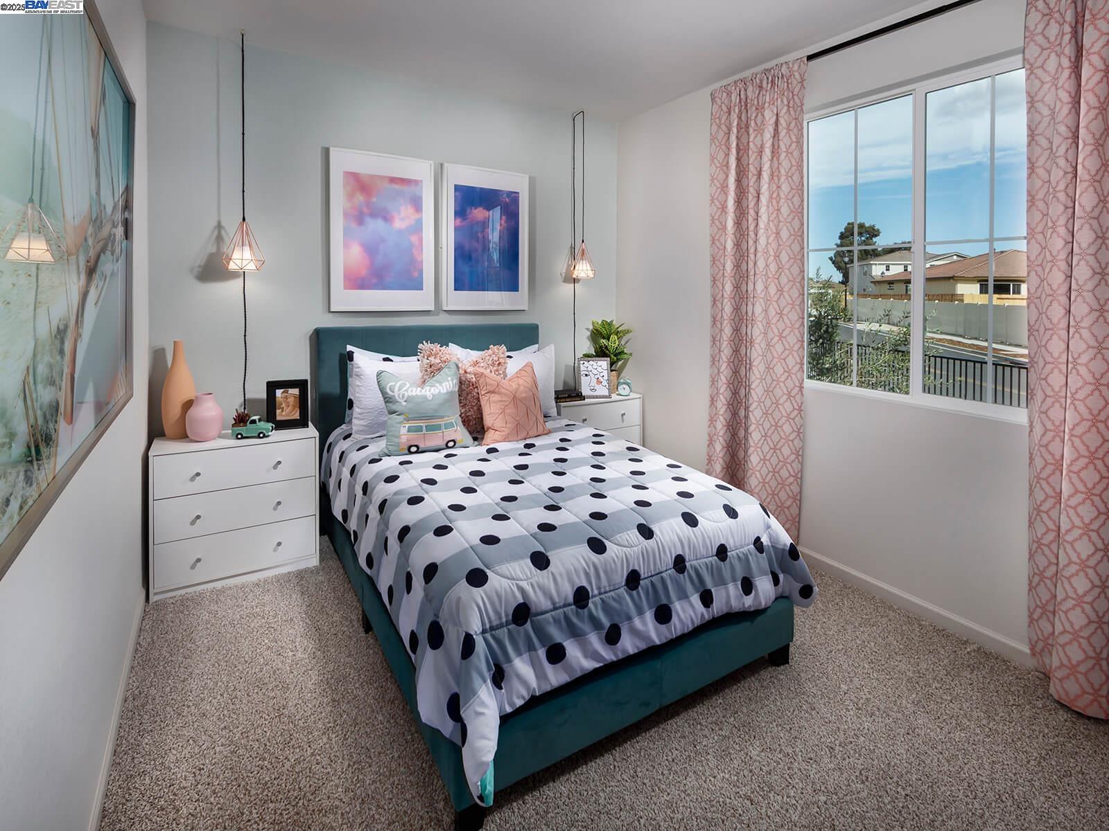 Detail Gallery Image 9 of 14 For 1704 Skagway Av, Manteca,  CA 95337 - 3 Beds | 2 Baths