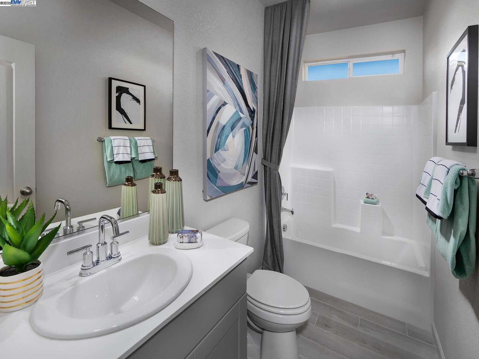 Detail Gallery Image 10 of 14 For 1704 Skagway Av, Manteca,  CA 95337 - 3 Beds | 2 Baths
