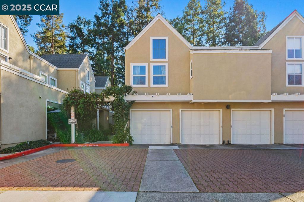 More Details about MLS # 41088625 : 267 KINGSTON WAY