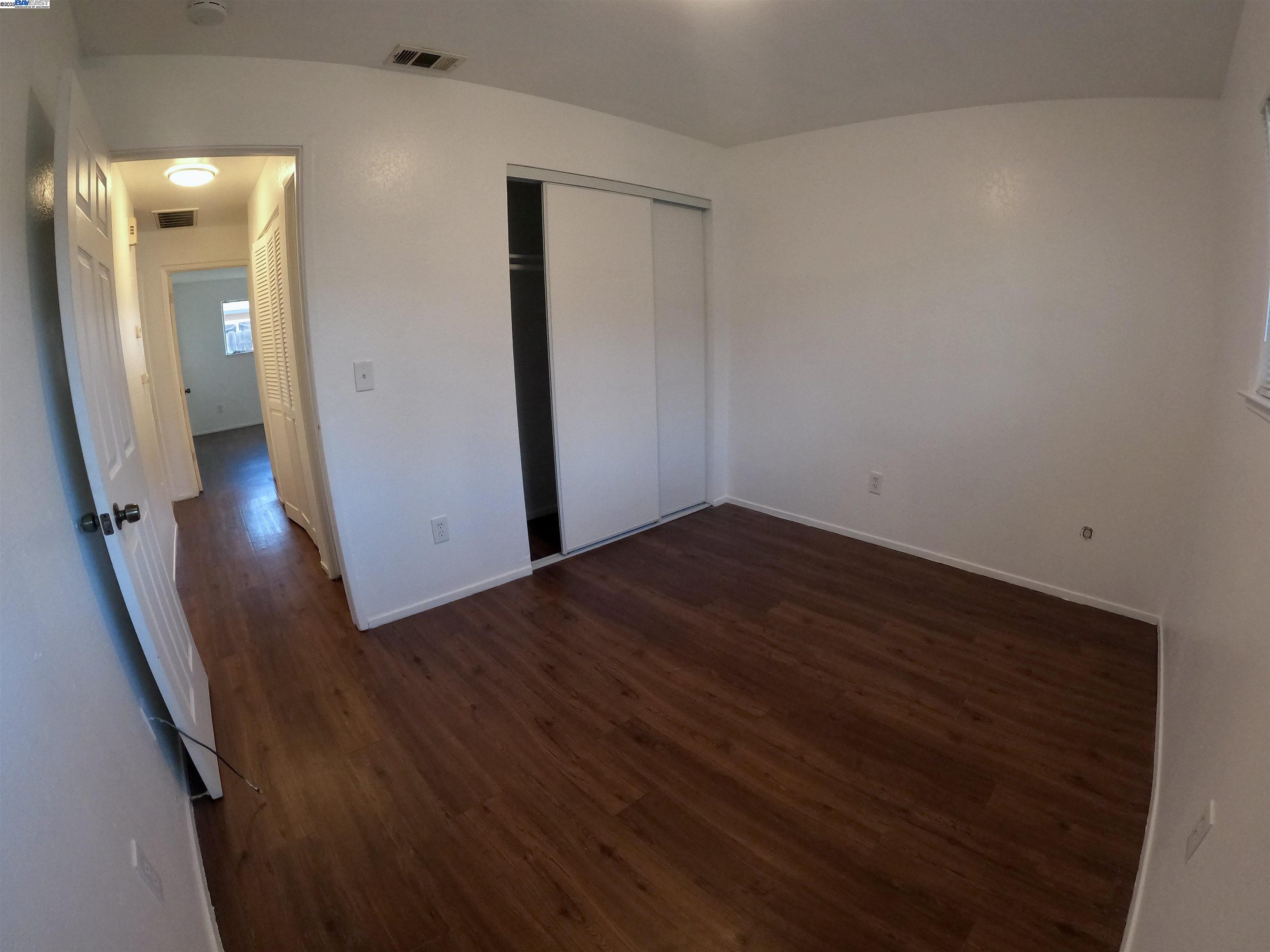 Detail Gallery Image 5 of 16 For 8829 Kelley Dr, Stockton,  CA 95209 - – Beds | – Baths
