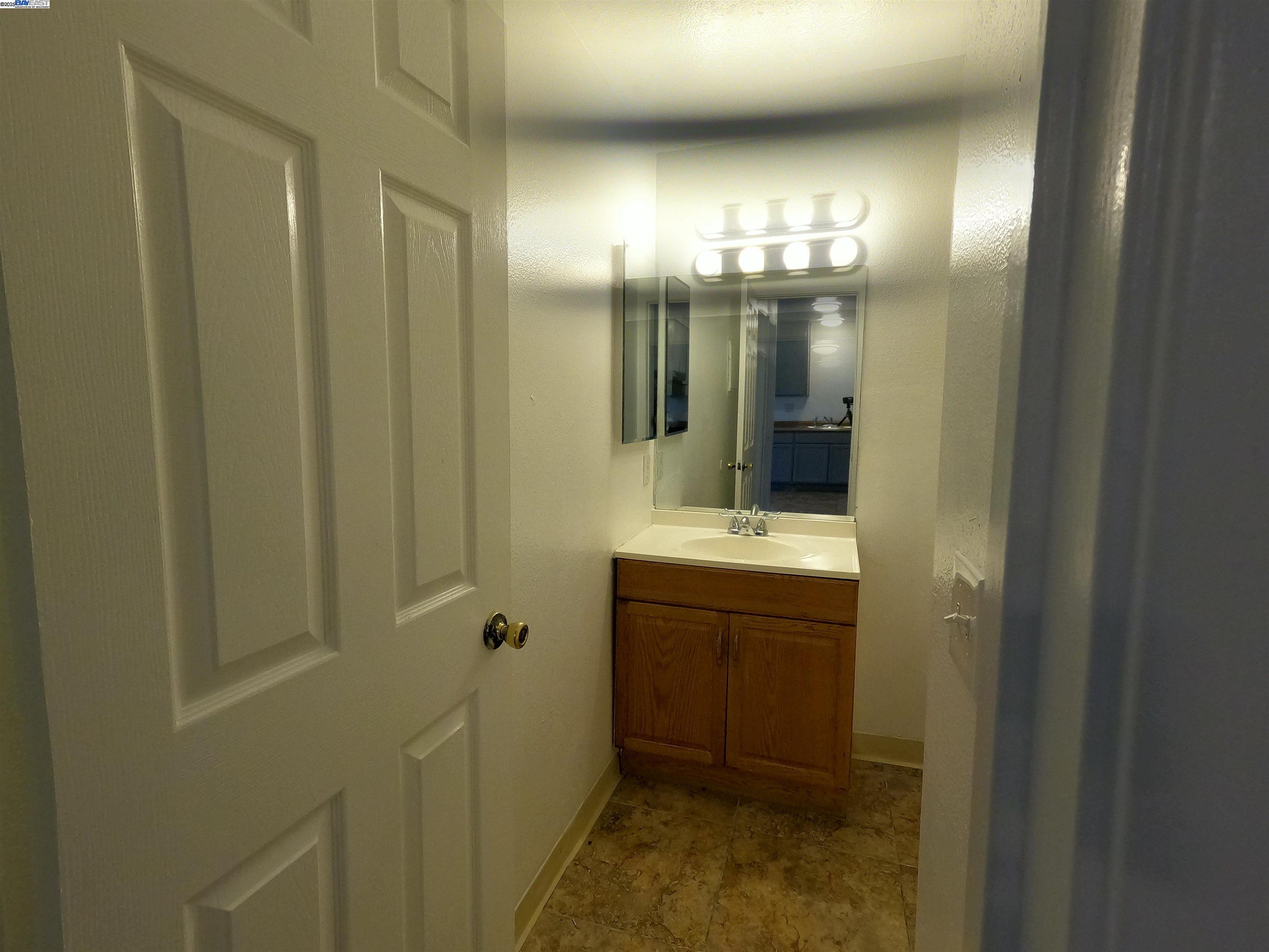 Detail Gallery Image 8 of 16 For 8829 Kelley Dr, Stockton,  CA 95209 - – Beds | – Baths