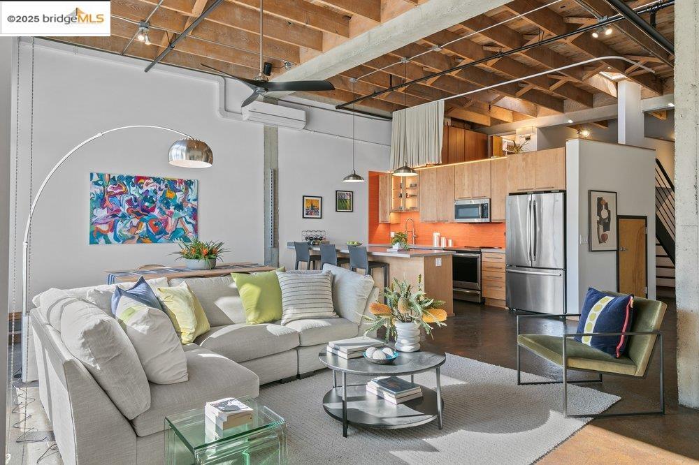 Photo #2: 41088640 Listing 