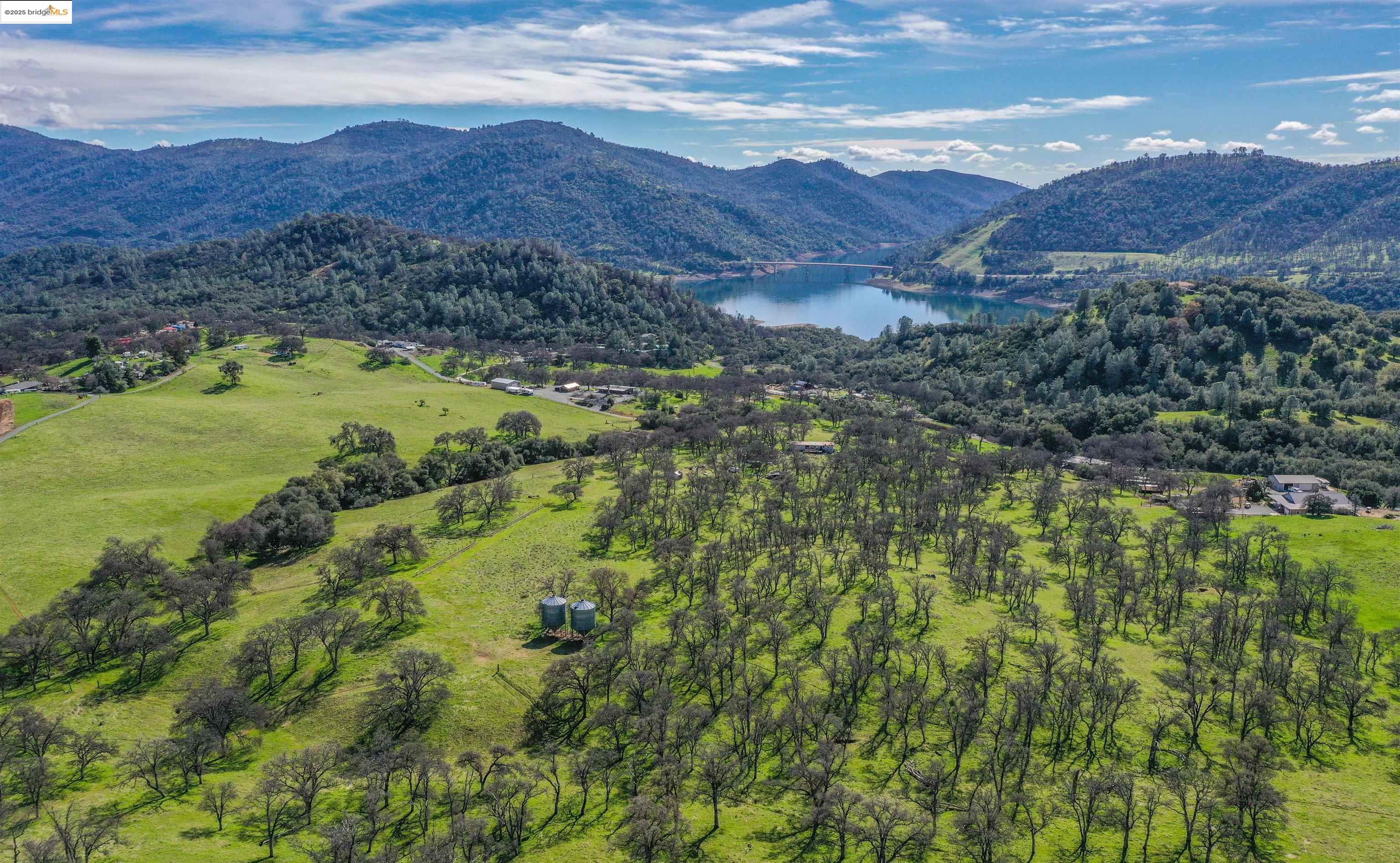 Detail Gallery Image 1 of 50 For 13300 Lone Bend Rd, Jamestown,  CA 95327 - 3 Beds | 2 Baths
