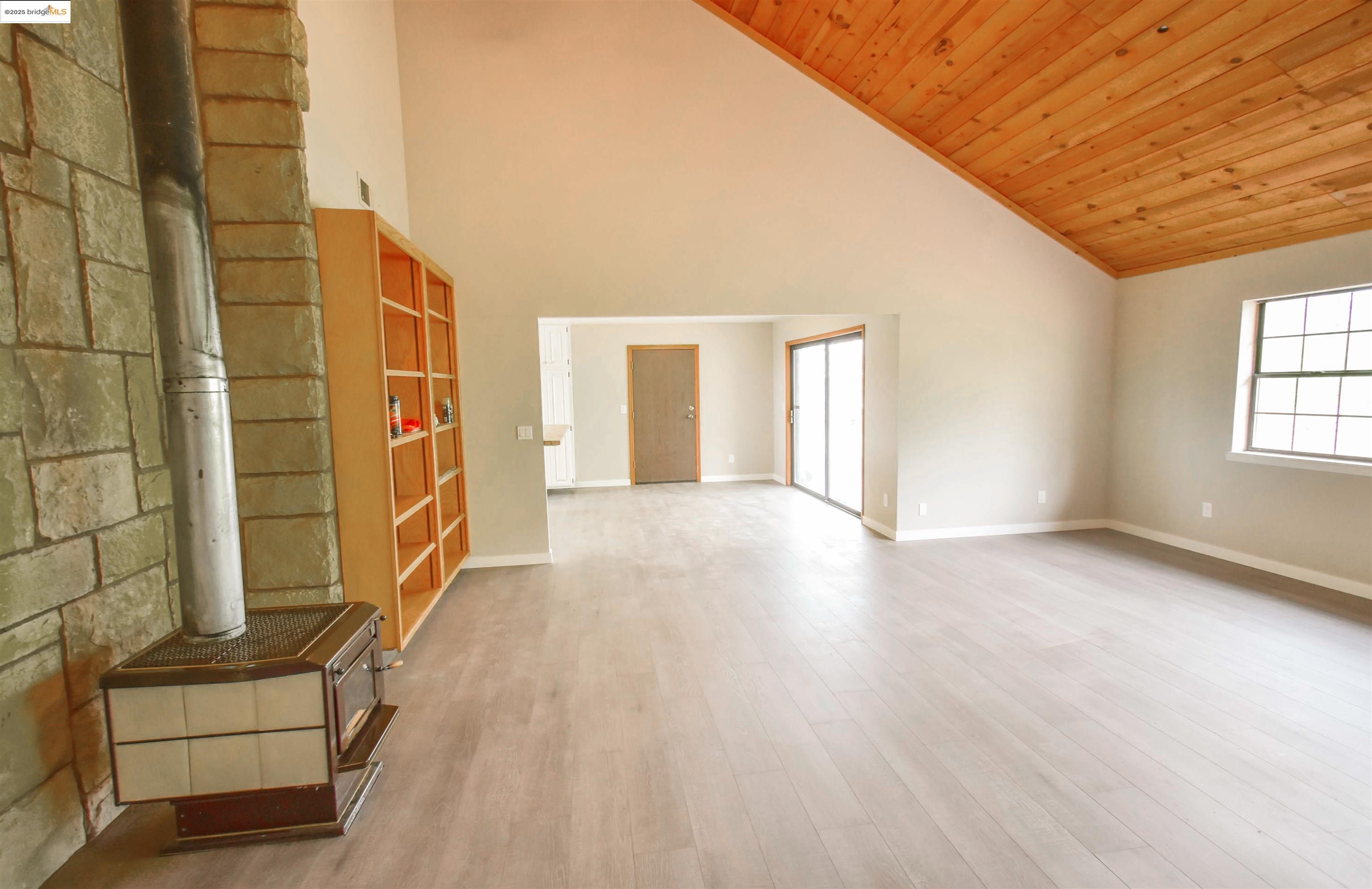 Detail Gallery Image 21 of 50 For 13300 Lone Bend Rd, Jamestown,  CA 95327 - 3 Beds | 2 Baths