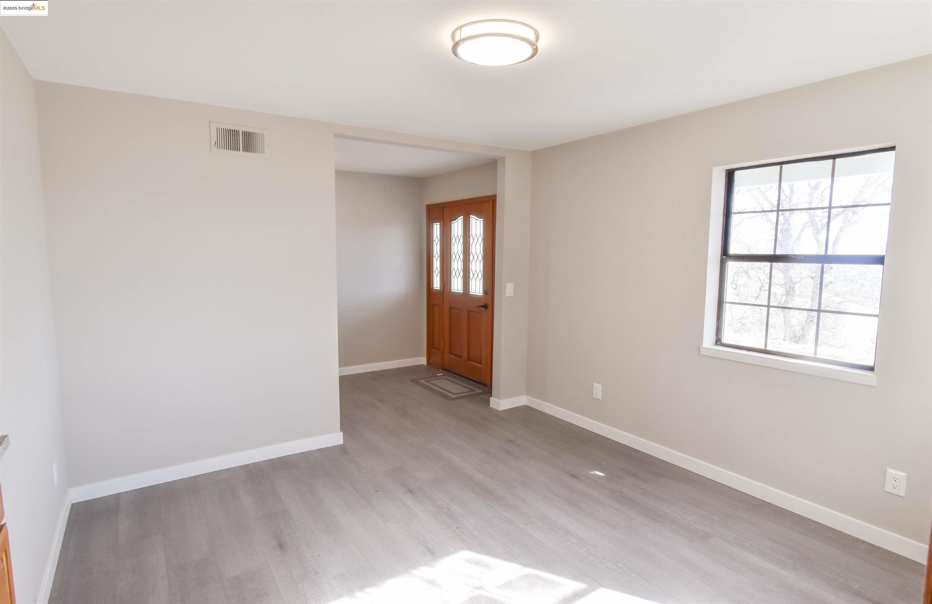 Detail Gallery Image 10 of 50 For 13300 Lone Bend Rd, Jamestown,  CA 95327 - 3 Beds | 2 Baths