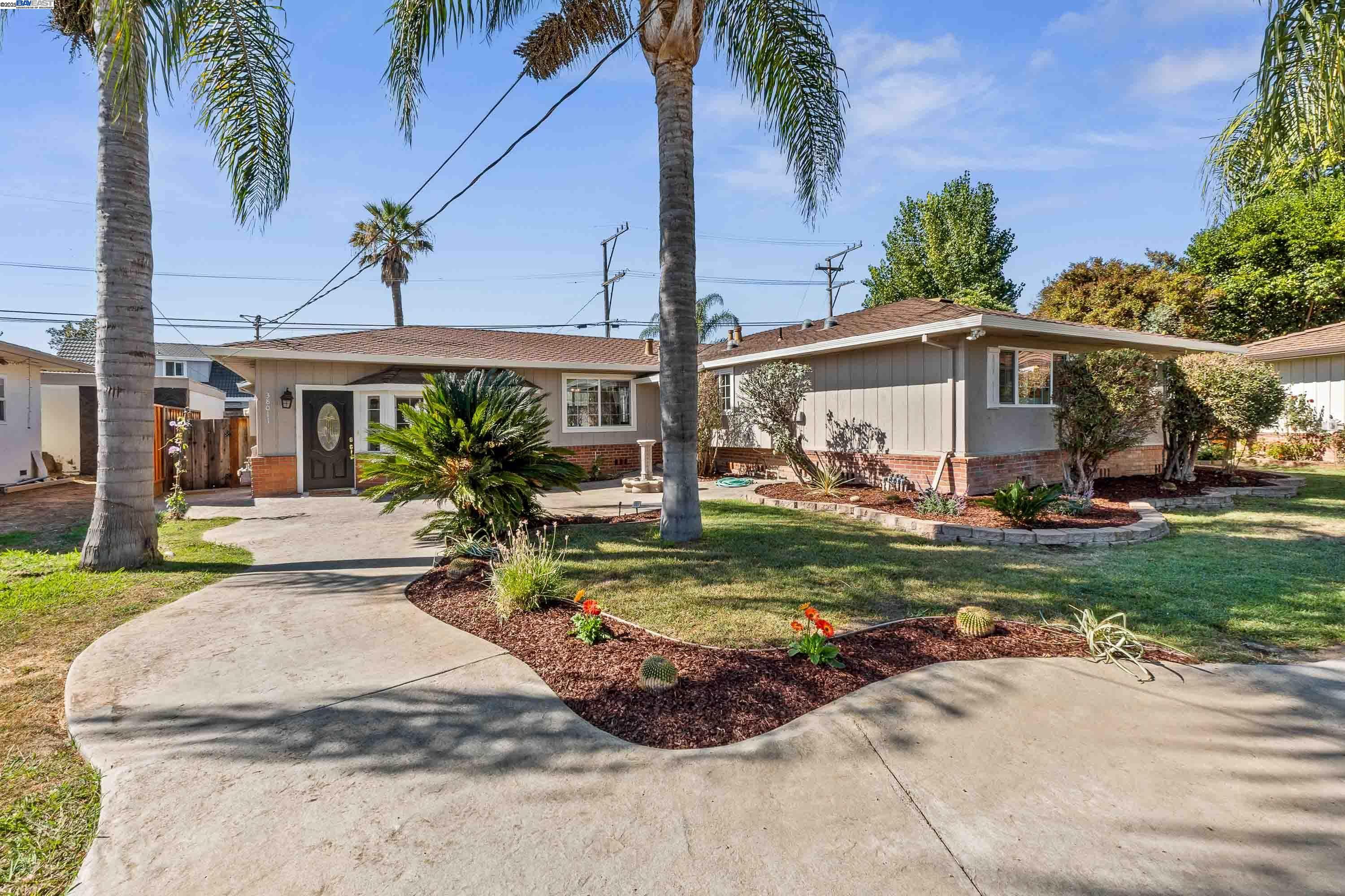 Detail Gallery Image 1 of 1 For 38011 Temple Way, Fremont,  CA 94536 - 5 Beds | 3 Baths
