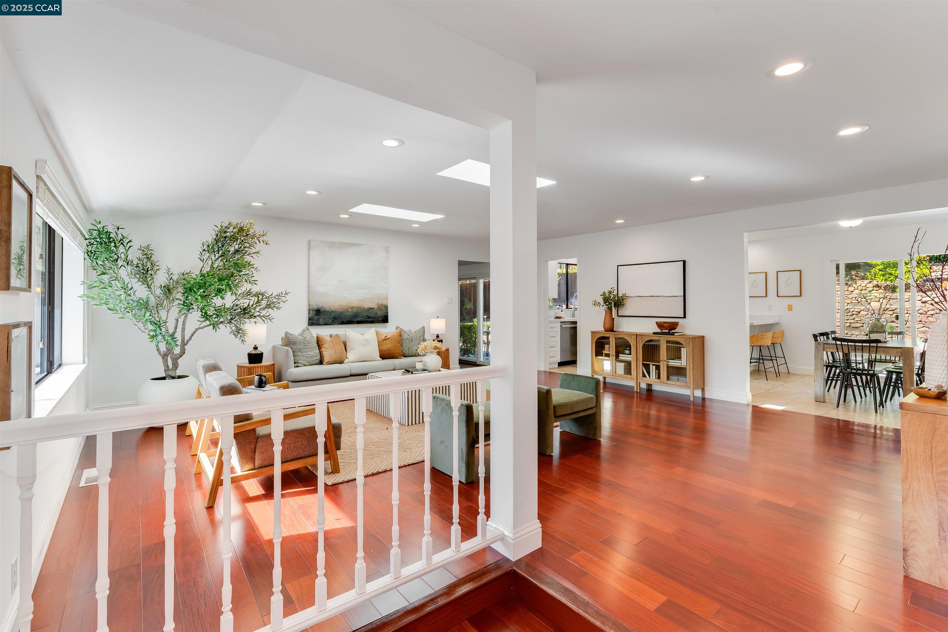 Detail Gallery Image 16 of 60 For 2424 San Miguel Dr, Walnut Creek,  CA 94596 - 4 Beds | 2 Baths