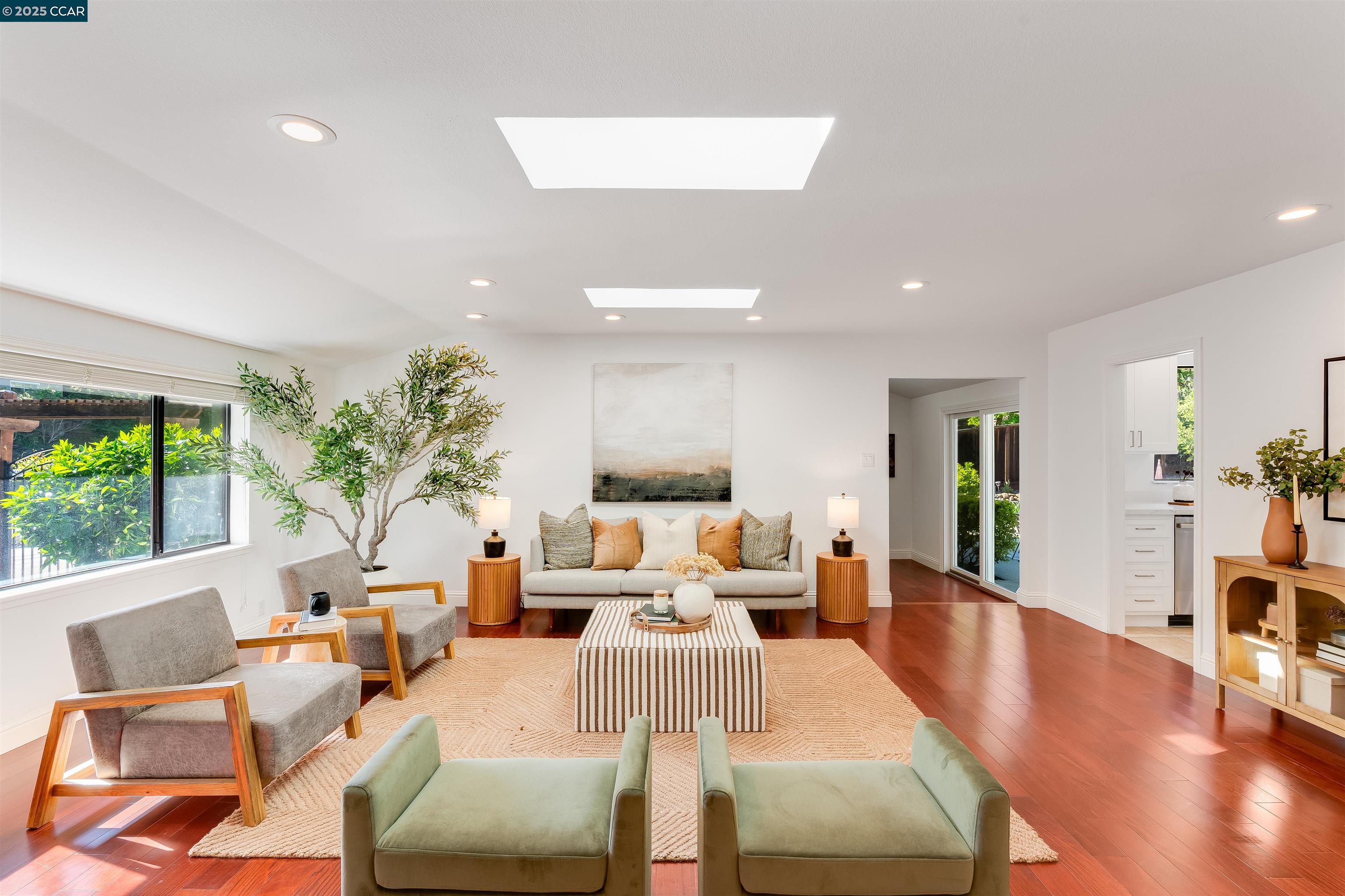 Detail Gallery Image 17 of 60 For 2424 San Miguel Dr, Walnut Creek,  CA 94596 - 4 Beds | 2 Baths