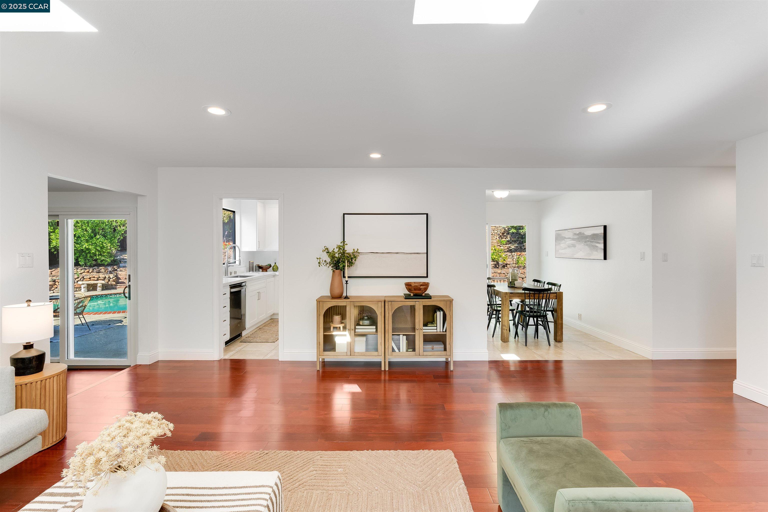Detail Gallery Image 21 of 60 For 2424 San Miguel Dr, Walnut Creek,  CA 94596 - 4 Beds | 2 Baths
