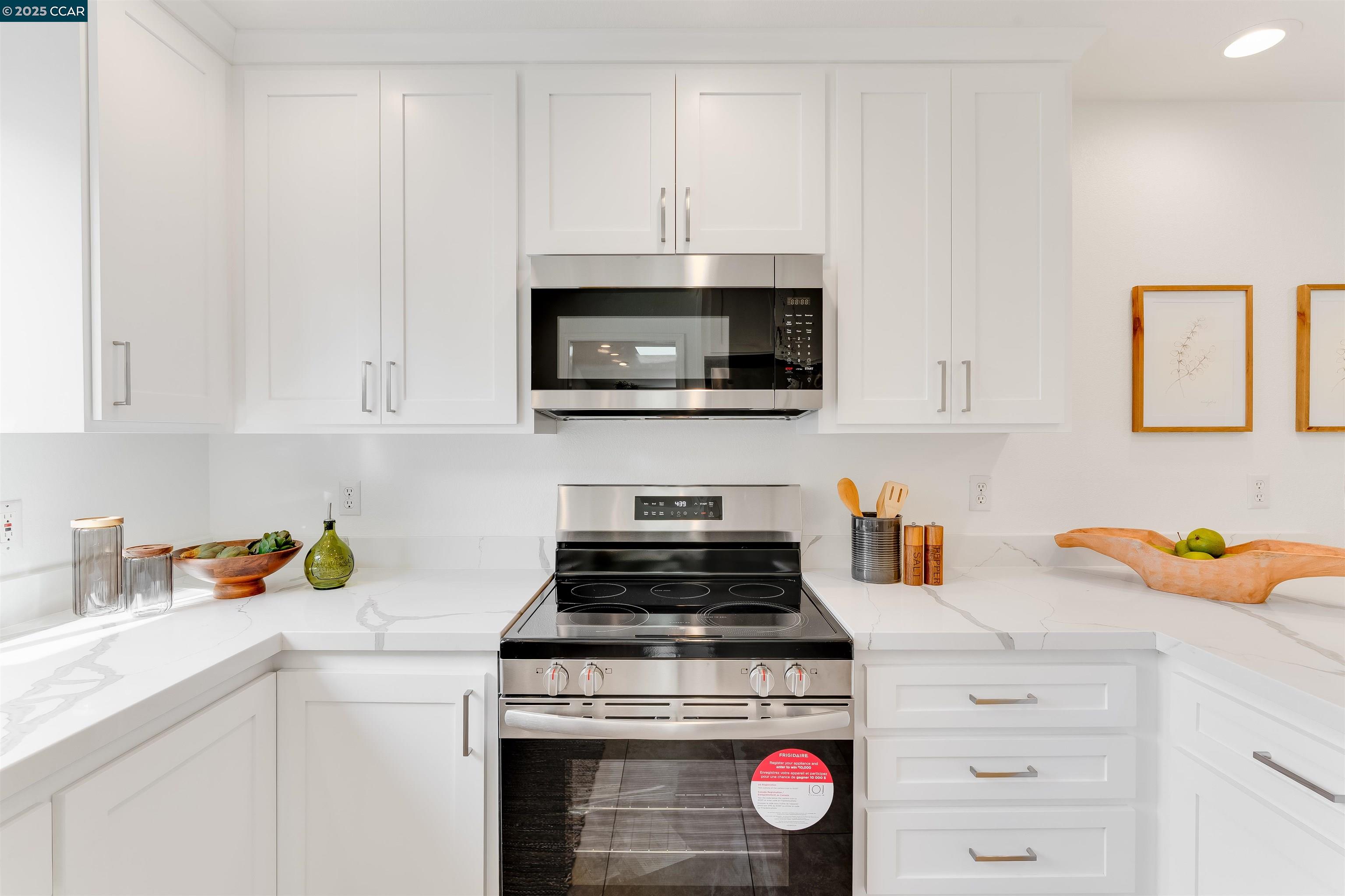 Detail Gallery Image 27 of 60 For 2424 San Miguel Dr, Walnut Creek,  CA 94596 - 4 Beds | 2 Baths