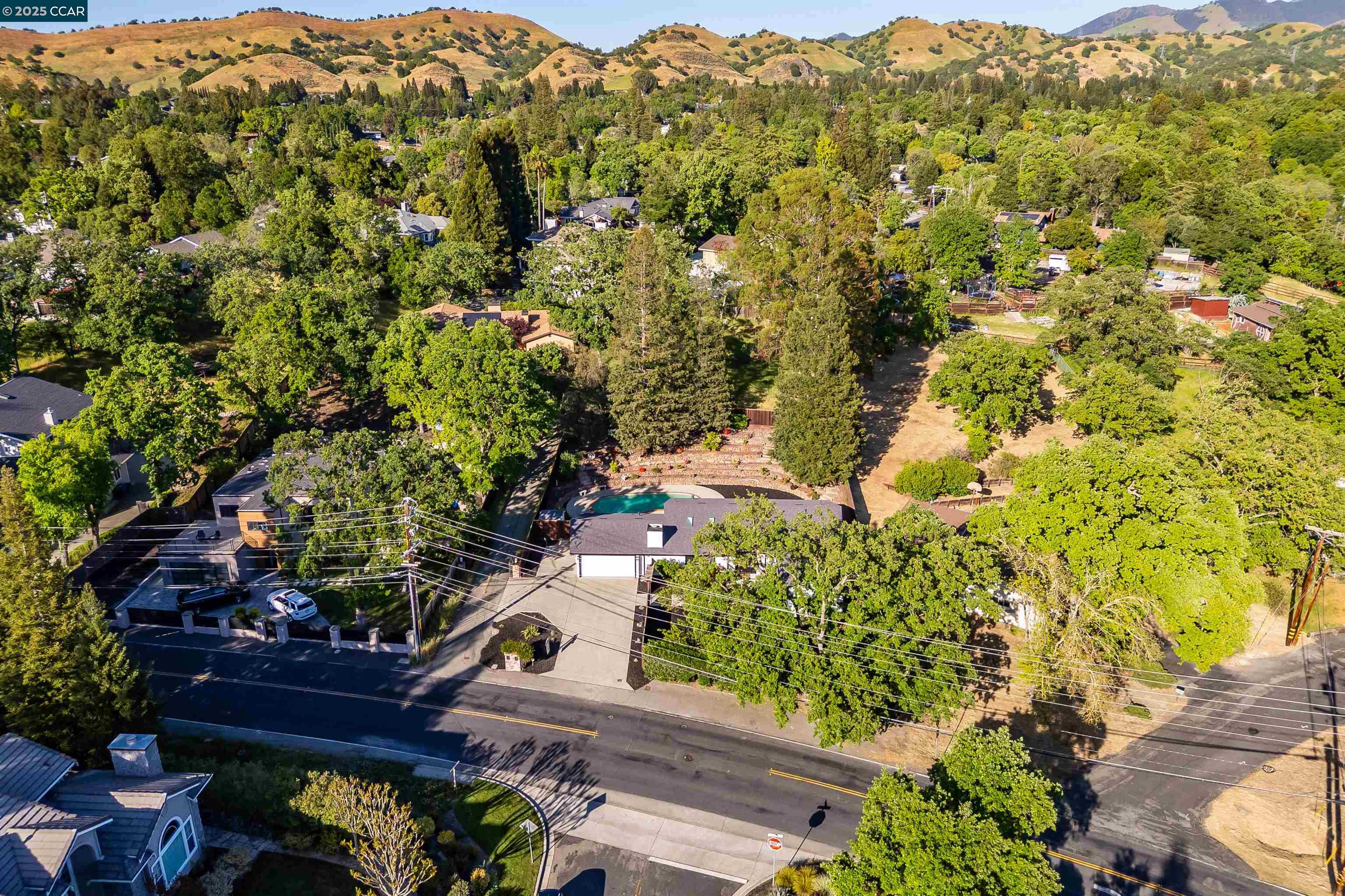 Detail Gallery Image 59 of 60 For 2424 San Miguel Dr, Walnut Creek,  CA 94596 - 4 Beds | 2 Baths