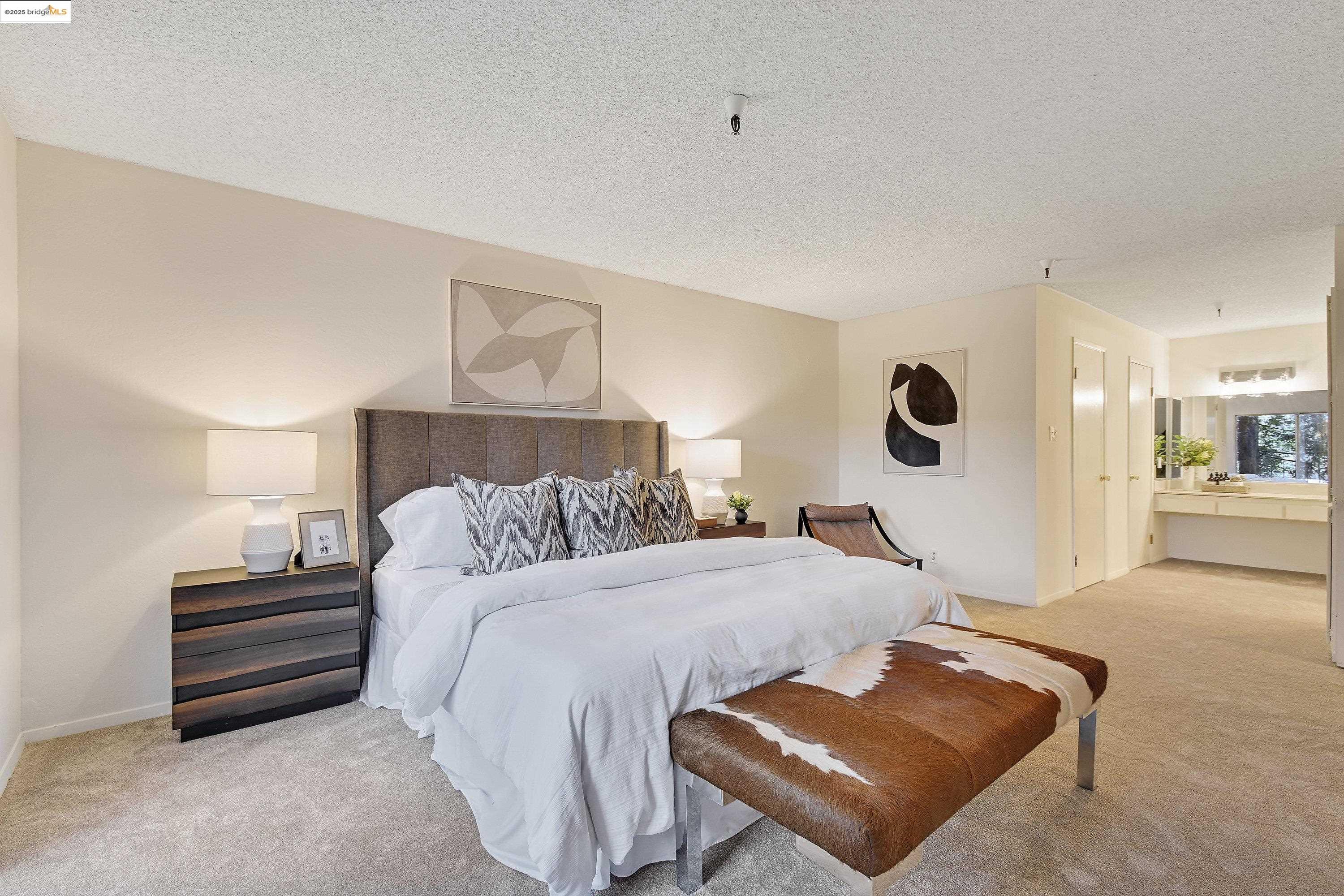 Detail Gallery Image 23 of 43 For 601 Leahy #104,  Redwood City,  CA 94061 - 3 Beds | 2 Baths