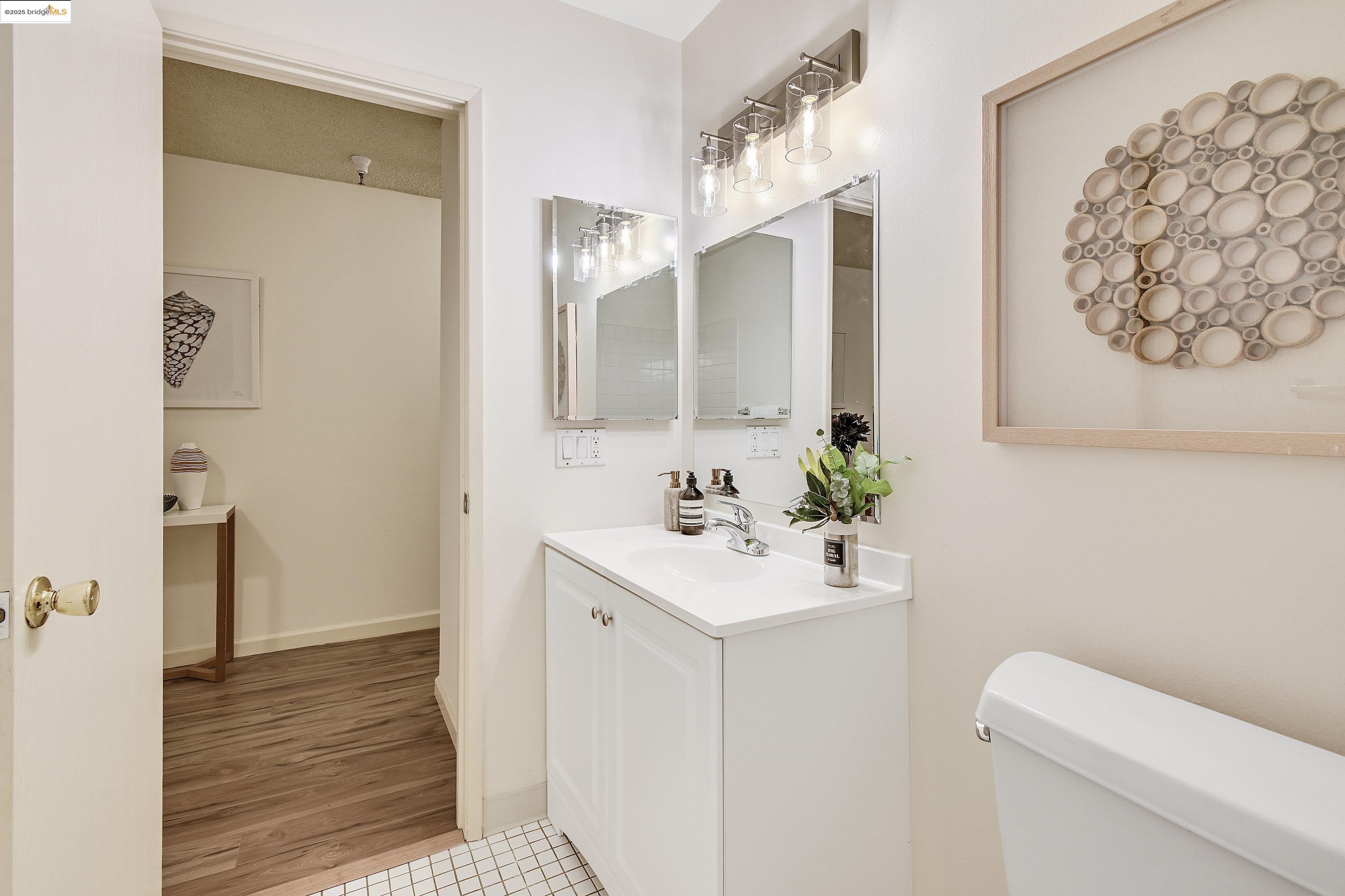 Detail Gallery Image 34 of 43 For 601 Leahy #104,  Redwood City,  CA 94061 - 3 Beds | 2 Baths