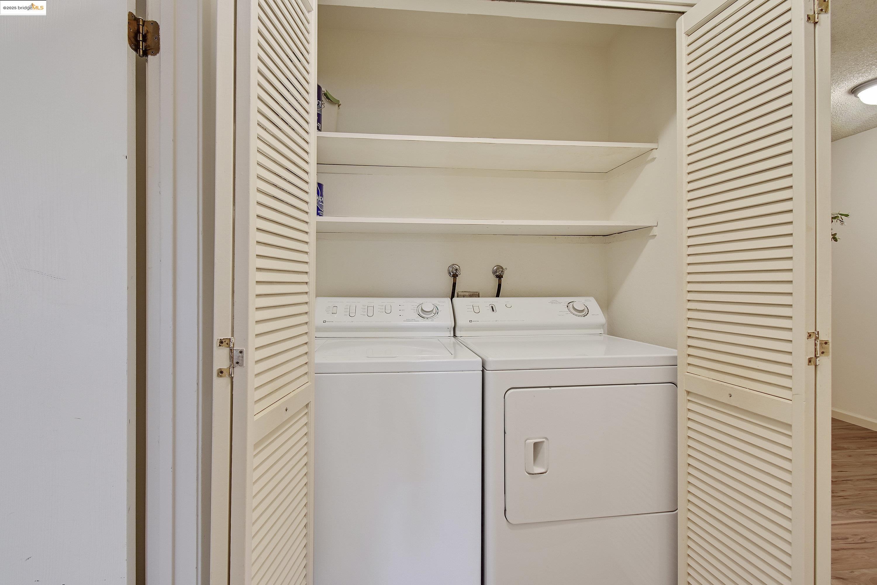 Detail Gallery Image 36 of 43 For 601 Leahy #104,  Redwood City,  CA 94061 - 3 Beds | 2 Baths