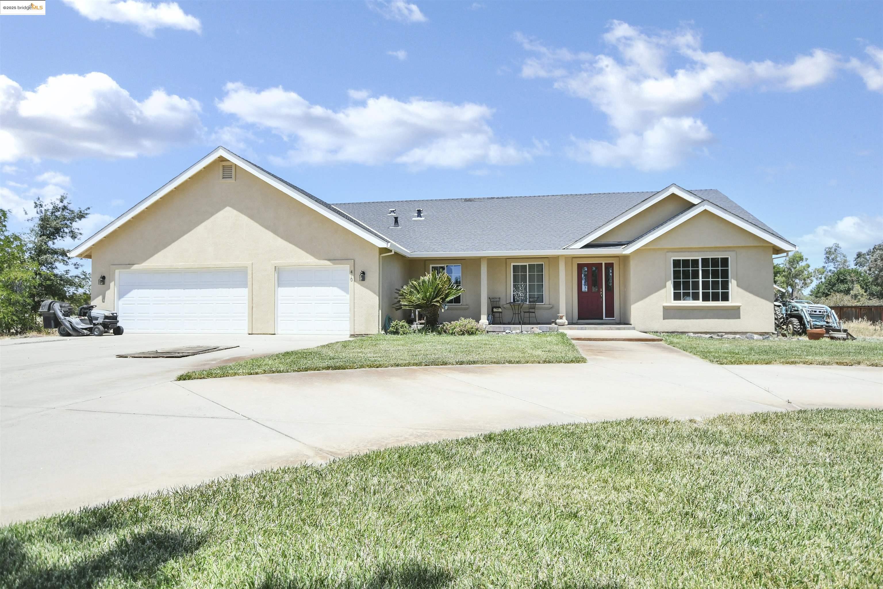 Detail Gallery Image 1 of 30 For 470 Coletas Way, Byron,  CA 94514 - 4 Beds | 2 Baths