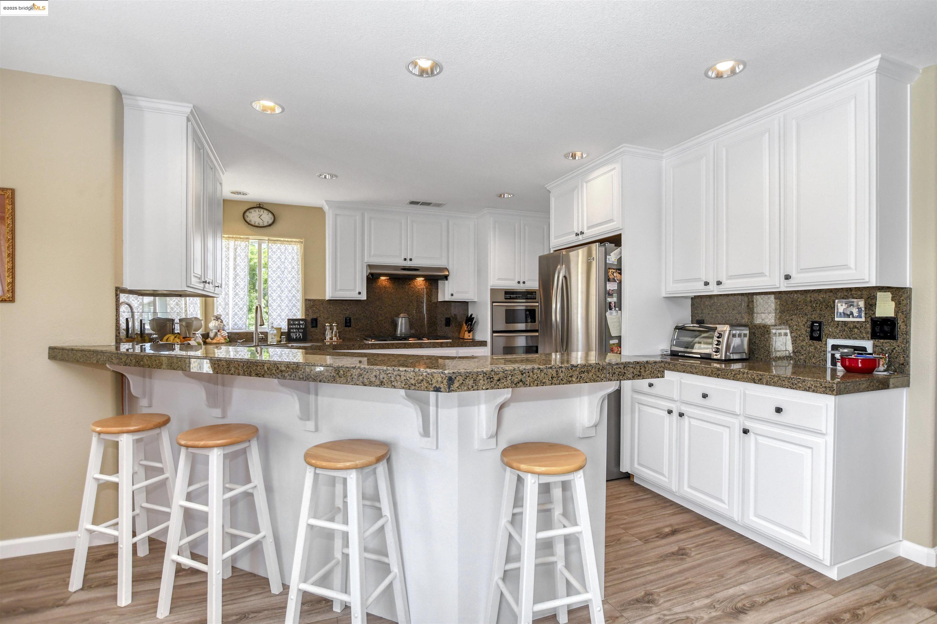 Detail Gallery Image 11 of 30 For 470 Coletas Way, Byron,  CA 94514 - 4 Beds | 2 Baths