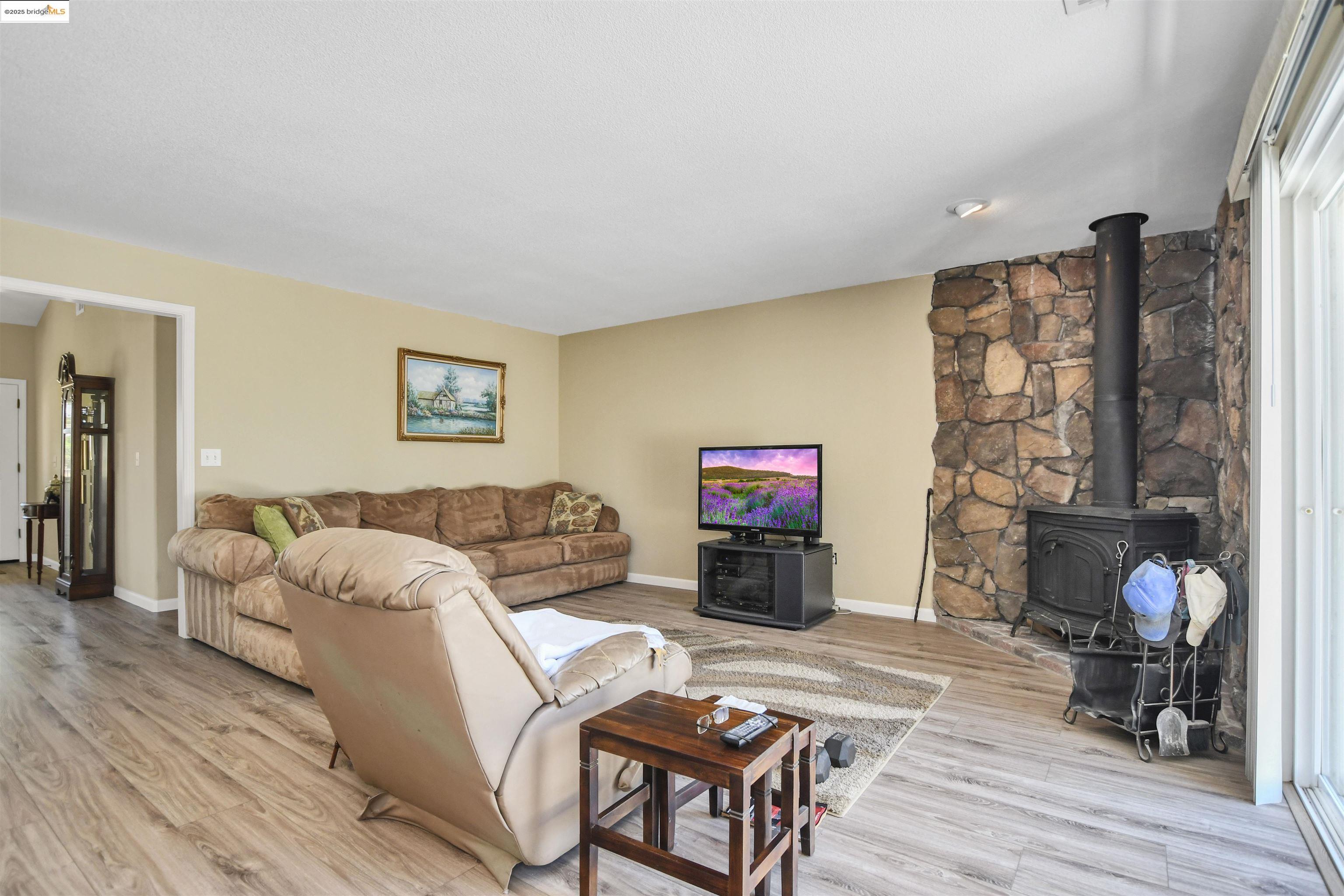 Detail Gallery Image 14 of 30 For 470 Coletas Way, Byron,  CA 94514 - 4 Beds | 2 Baths
