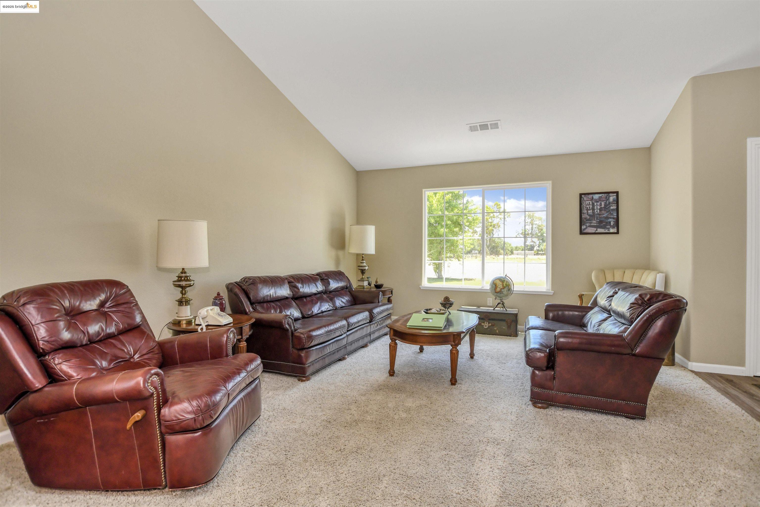 Detail Gallery Image 7 of 30 For 470 Coletas Way, Byron,  CA 94514 - 4 Beds | 2 Baths