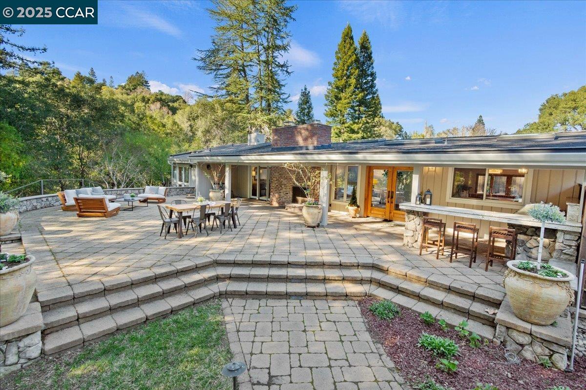 Detail Gallery Image 1 of 1 For 197 Glorietta Blvd, Orinda,  CA 94563-3539 - 3 Beds | 2 Baths