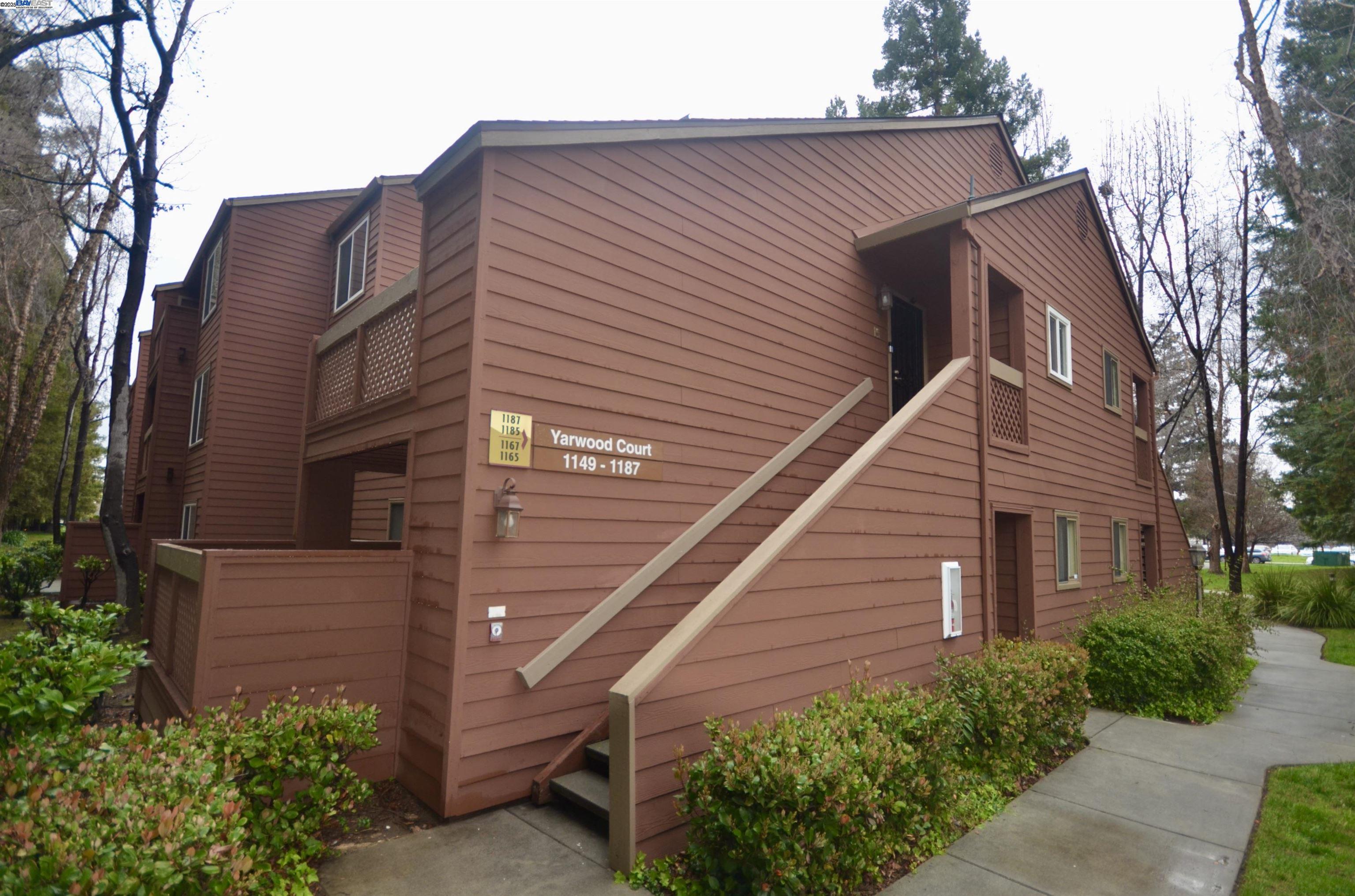 Detail Gallery Image 1 of 1 For 1187 Yarwood Ct, San Jose,  CA 95128 - 1 Beds | 1 Baths