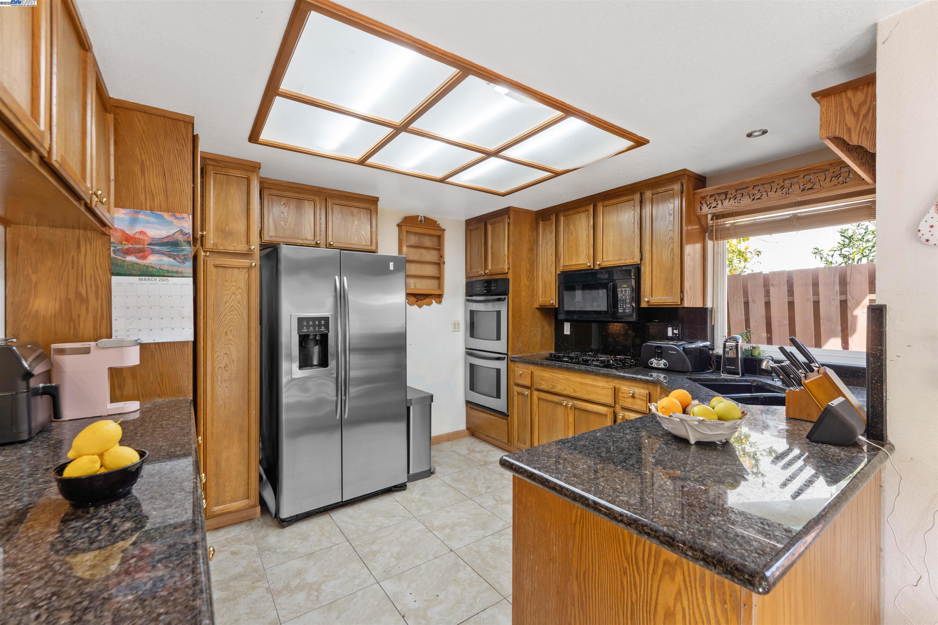 Detail Gallery Image 7 of 27 For 2901 Larkspur Dr., Antioch,  CA 94531 - 4 Beds | 2 Baths