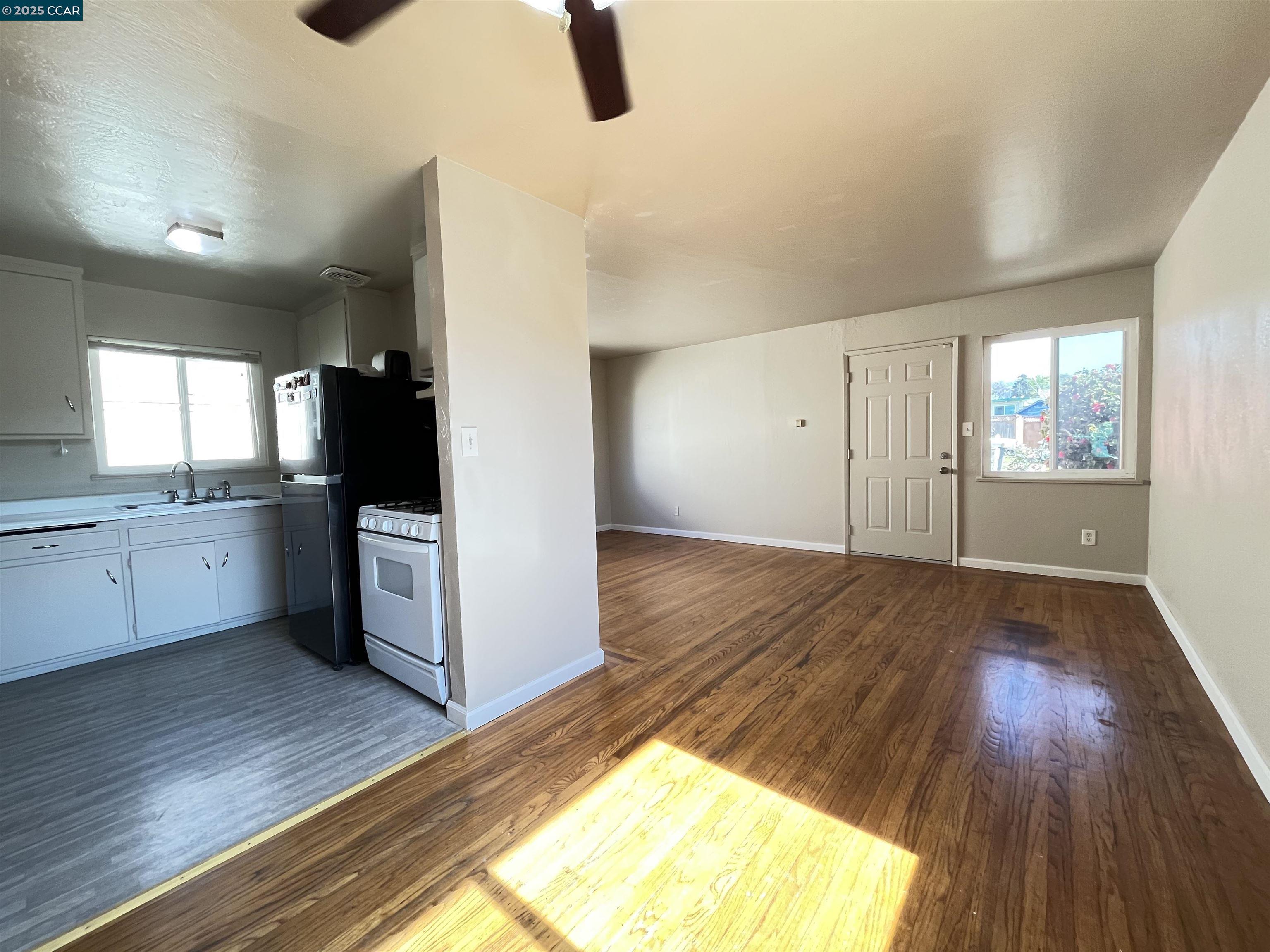 property-img