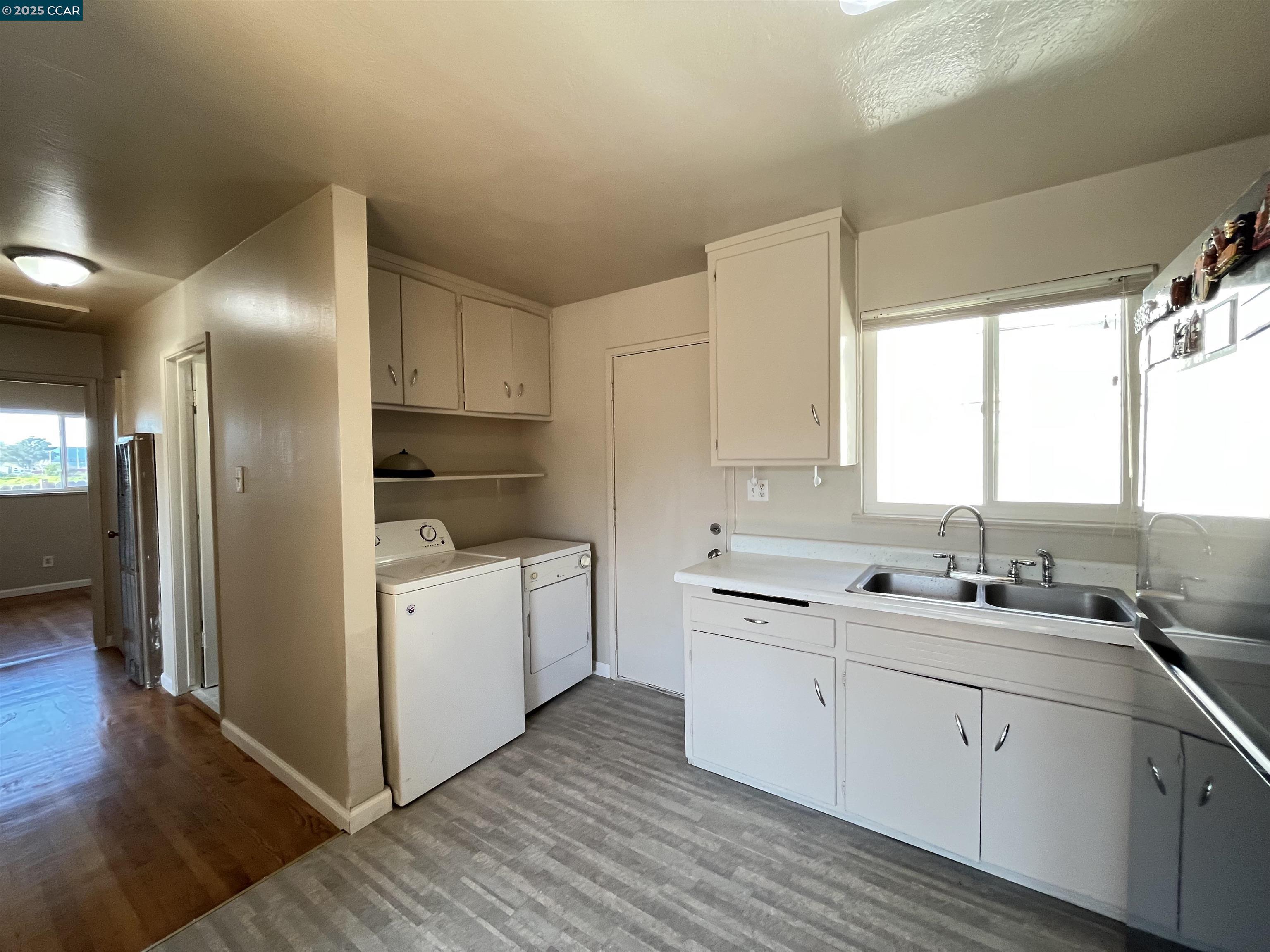 property-img
